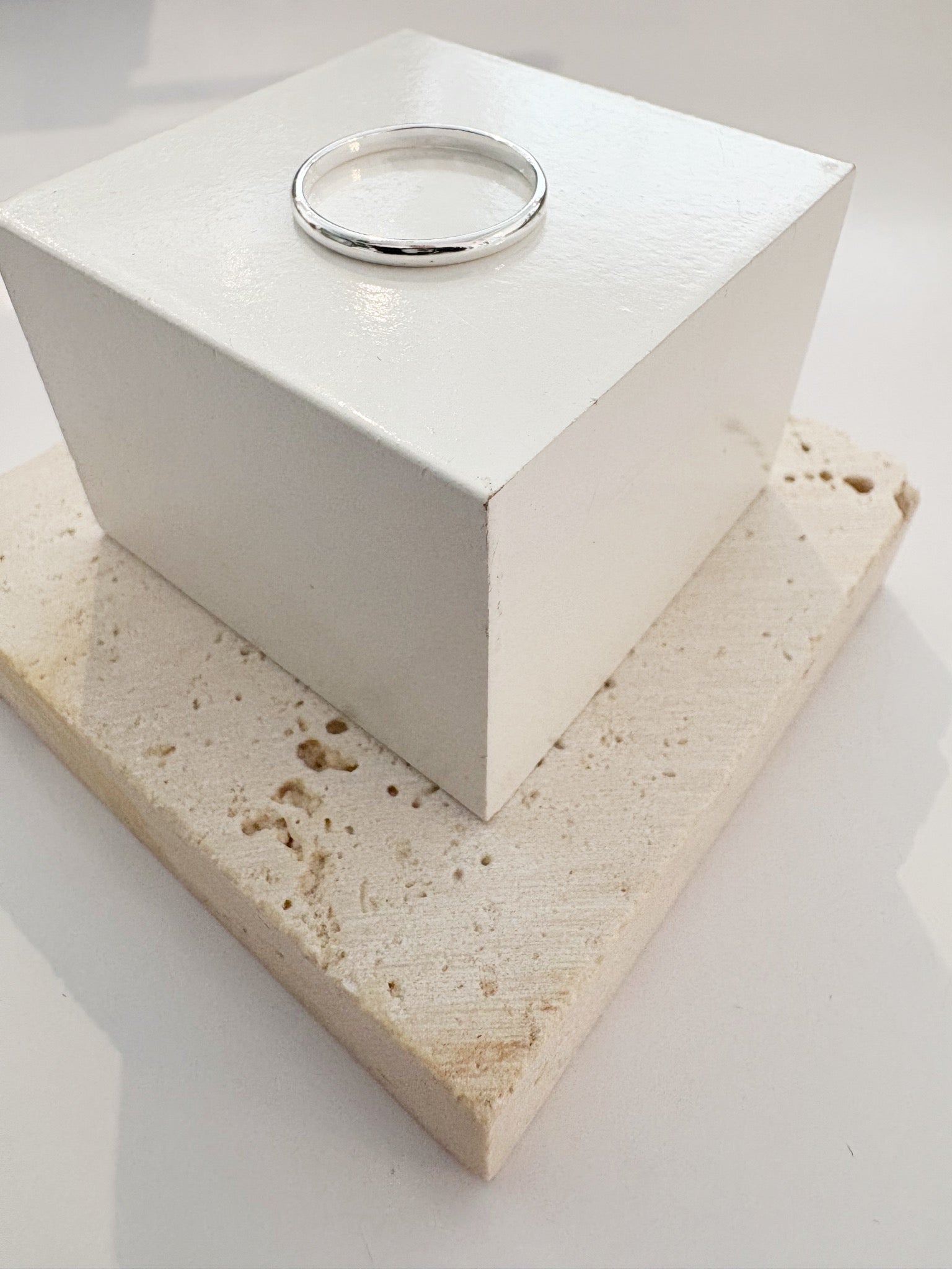 Simple Rounded Band Ring {Silver}