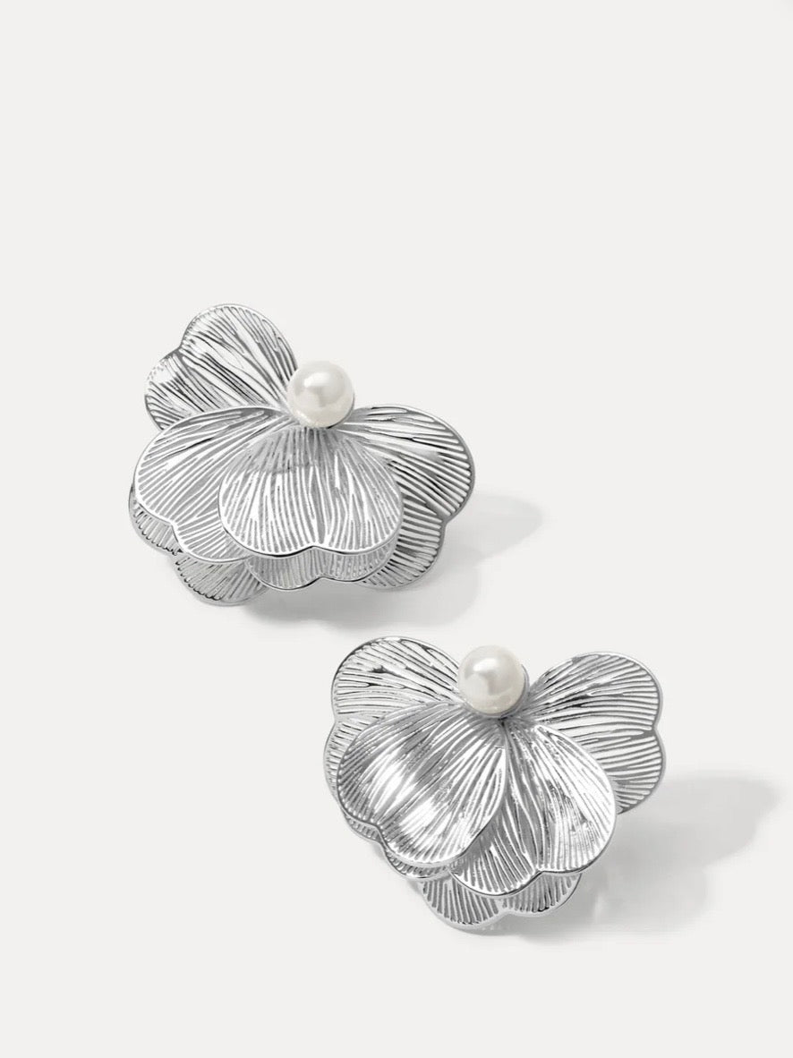 Lily Statement Earrings {Silver}