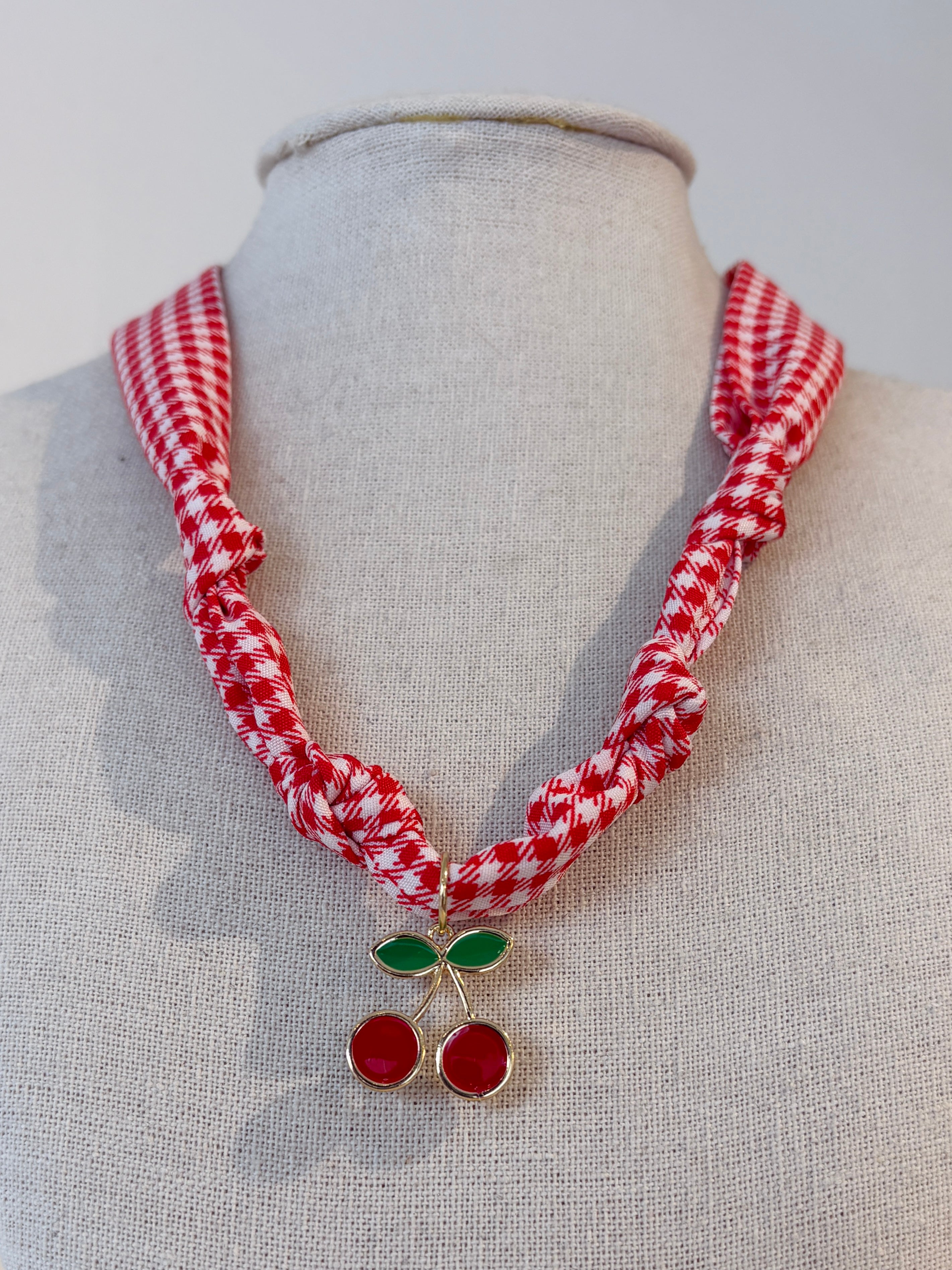 Houndstooth Scarf Necklace {Cherry}