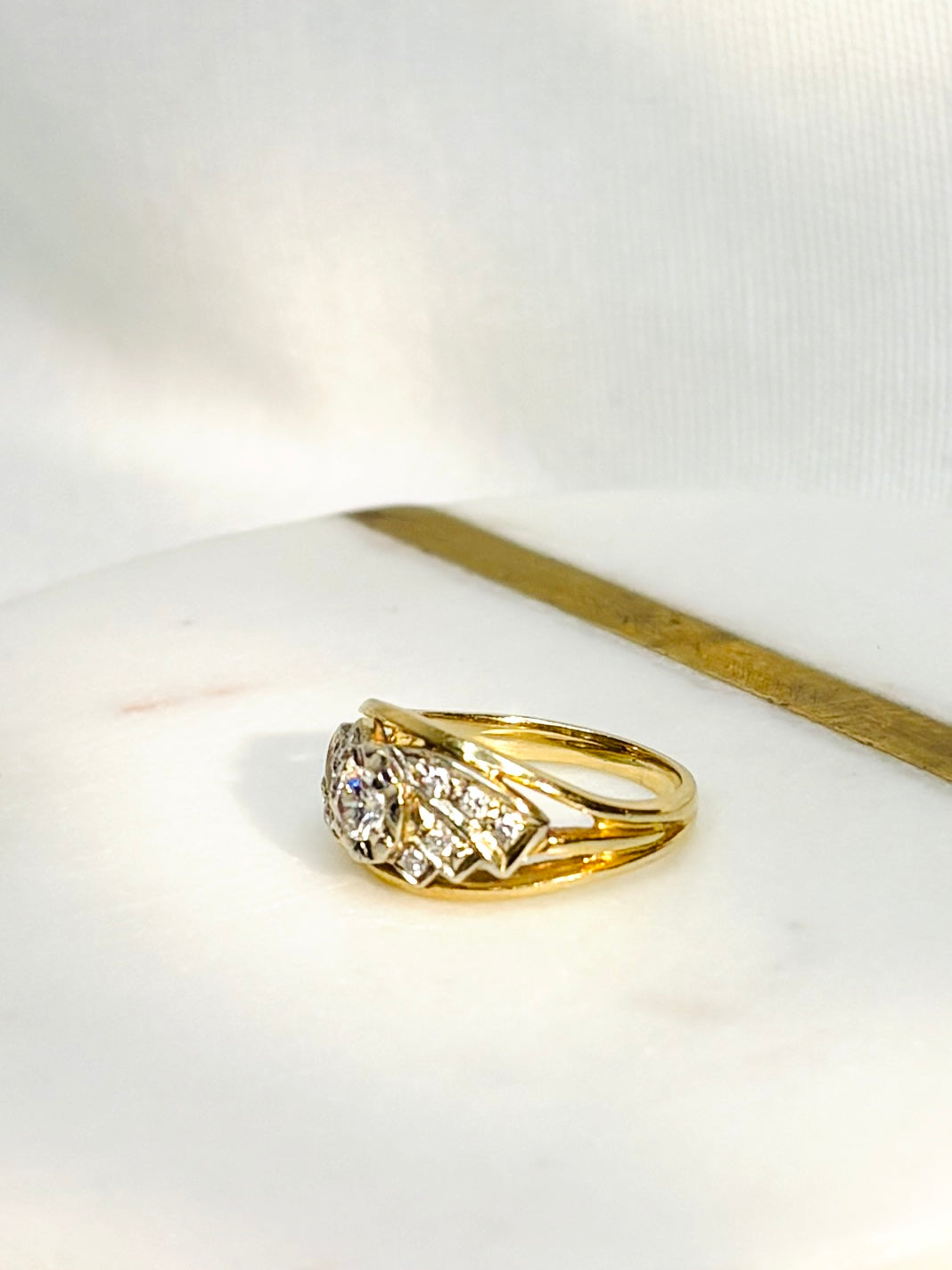 Diamond Swirl Ring {14kt/Estate}