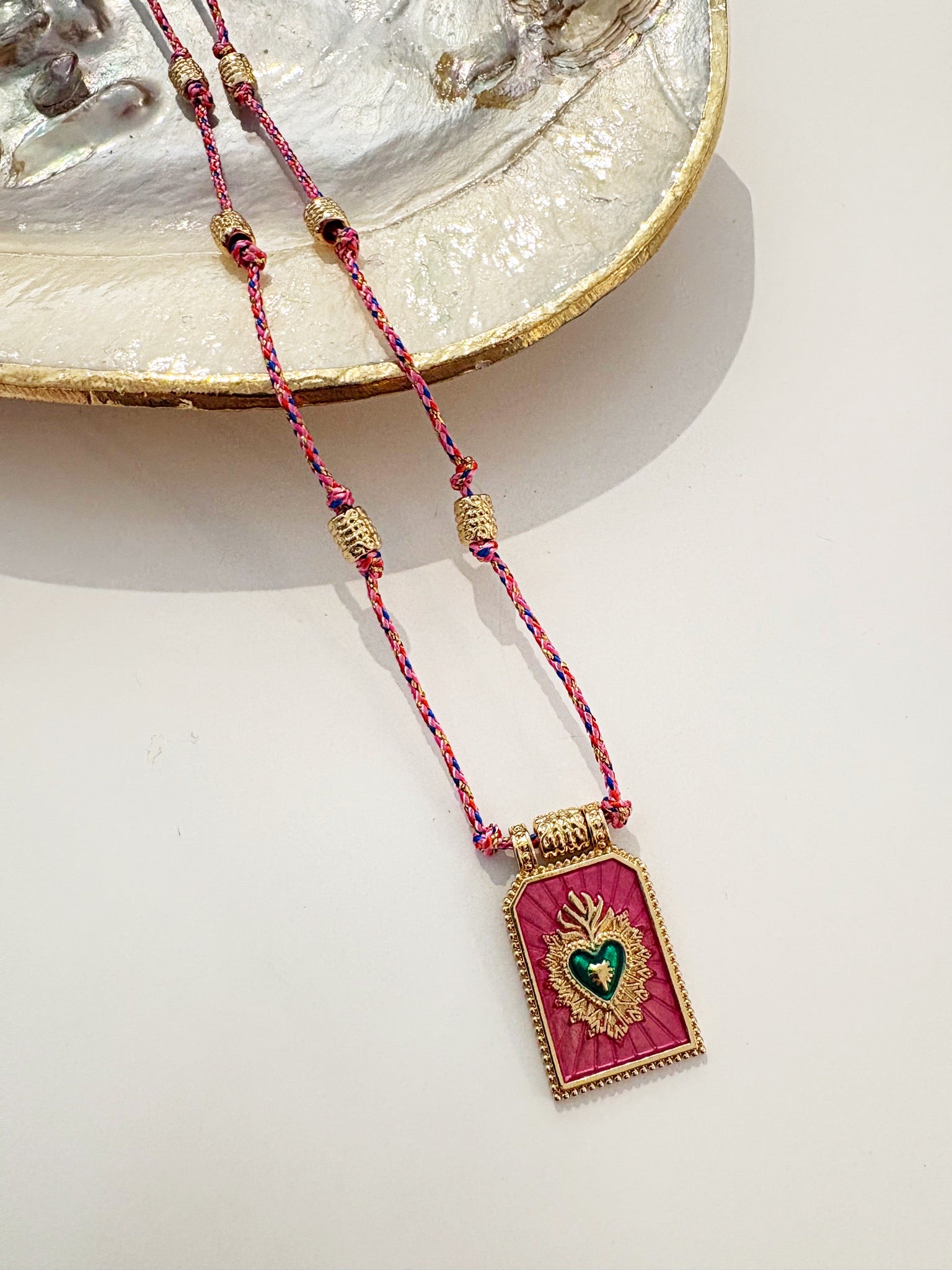Boho Amor Necklace {Gold/Pink}