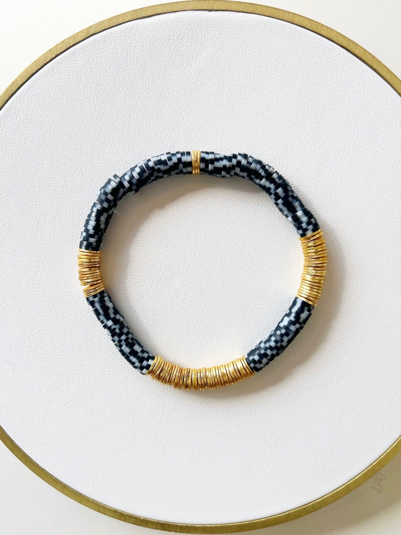 Resort Bracelet {Black & White}