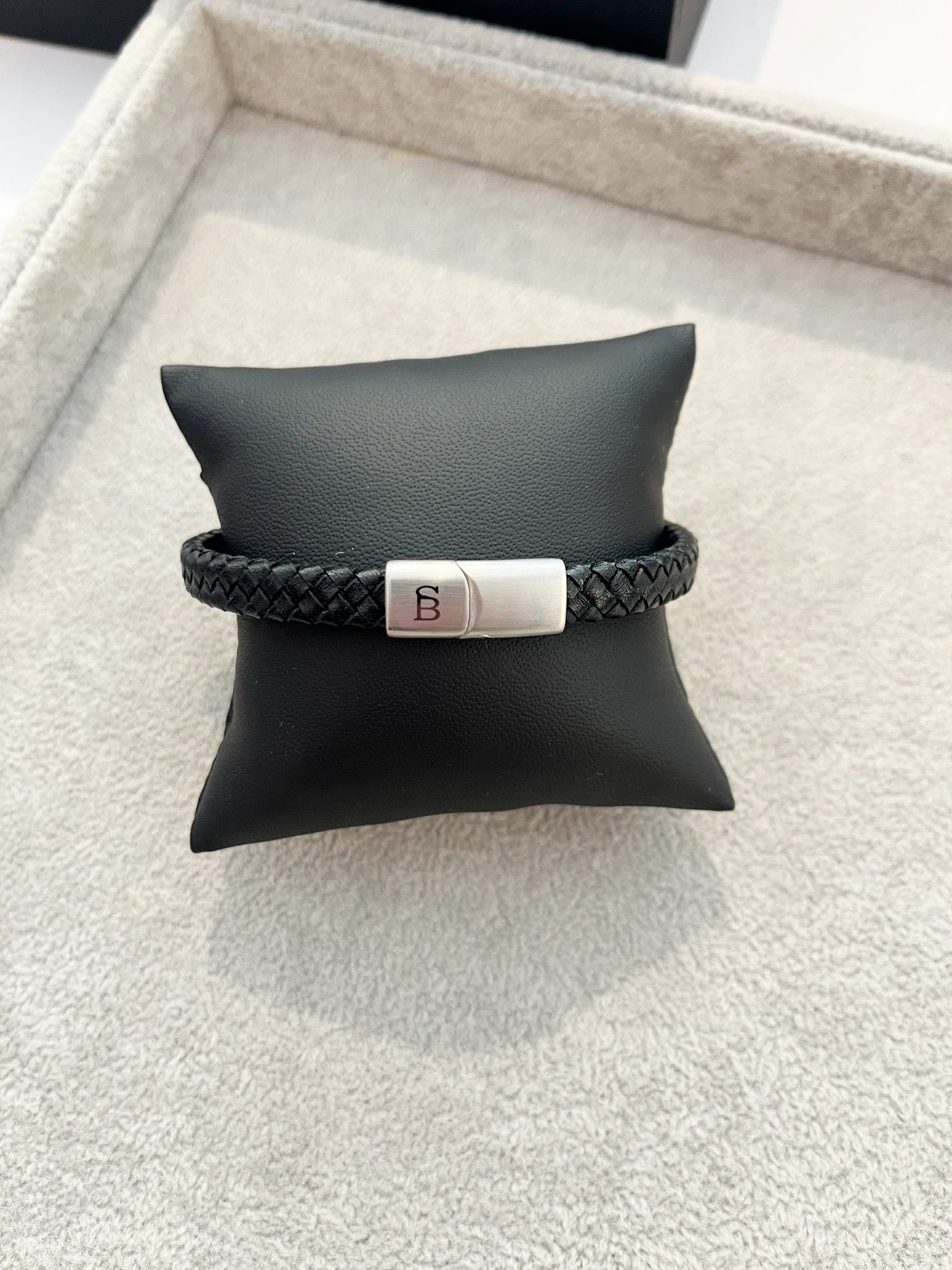 Riley Leather Bracelet {Black}