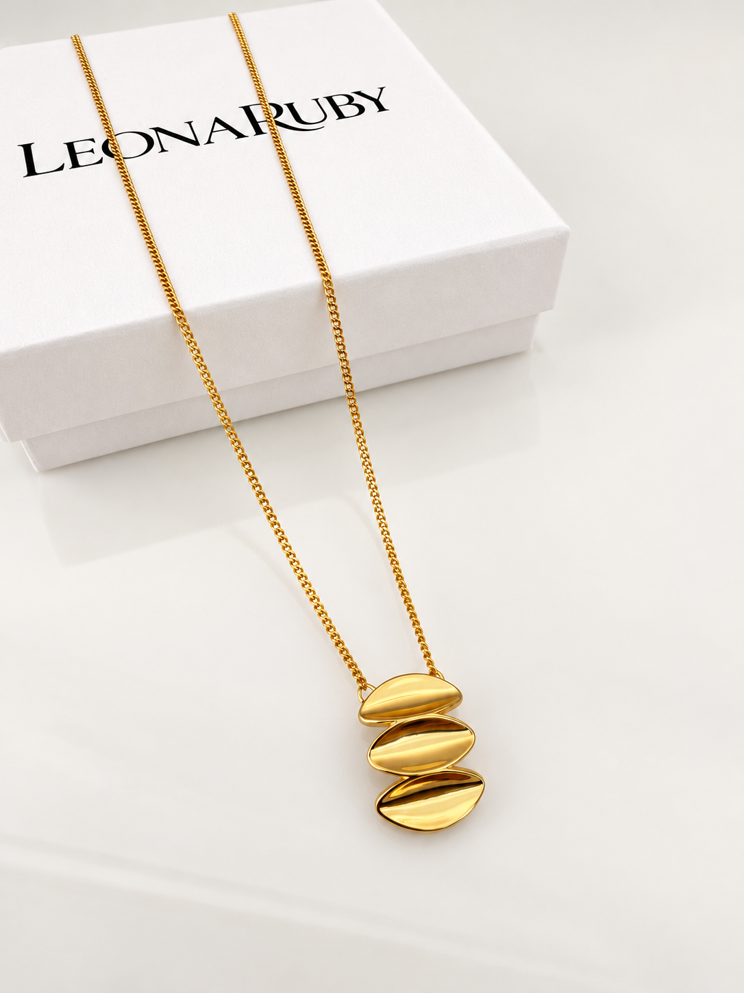 Stacked Ripple Pendant Necklace {Gold}