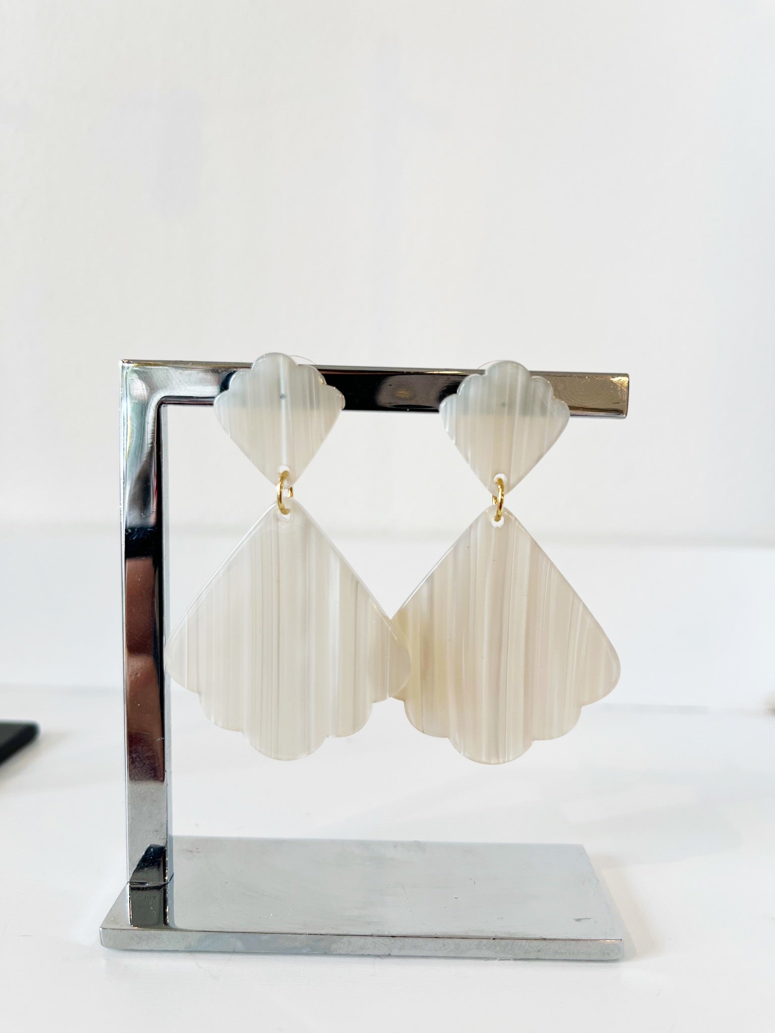 Acrylic Fan Drop Earrings {Seashell}