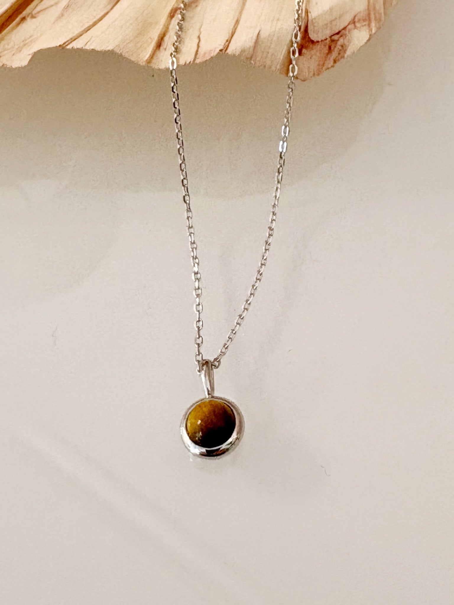 Tiger Eye Pendant Necklace {Silver}