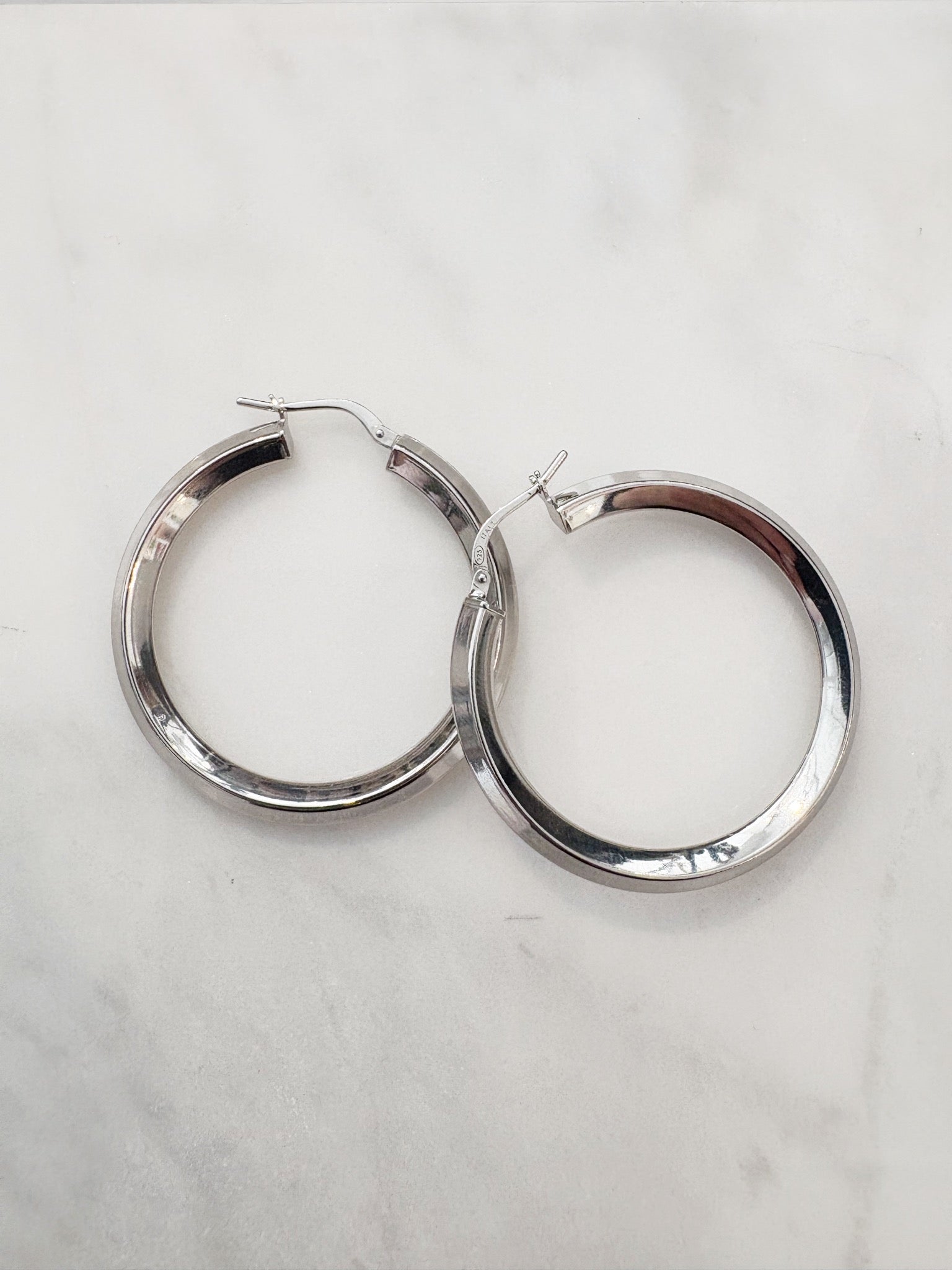 Chisel Hoop Earrings {Silver}