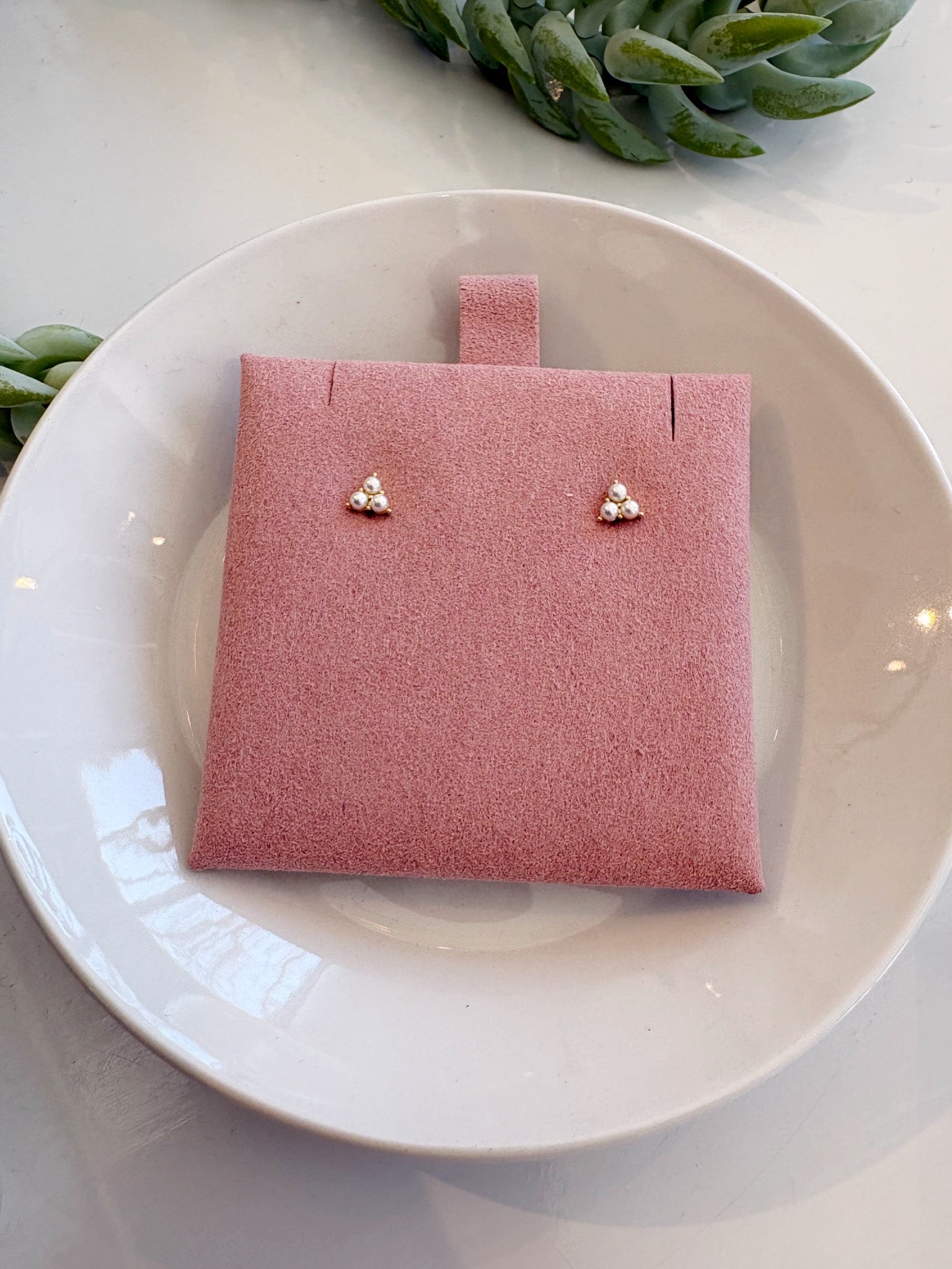 Pearl Trio Stud Earrings {Gold}