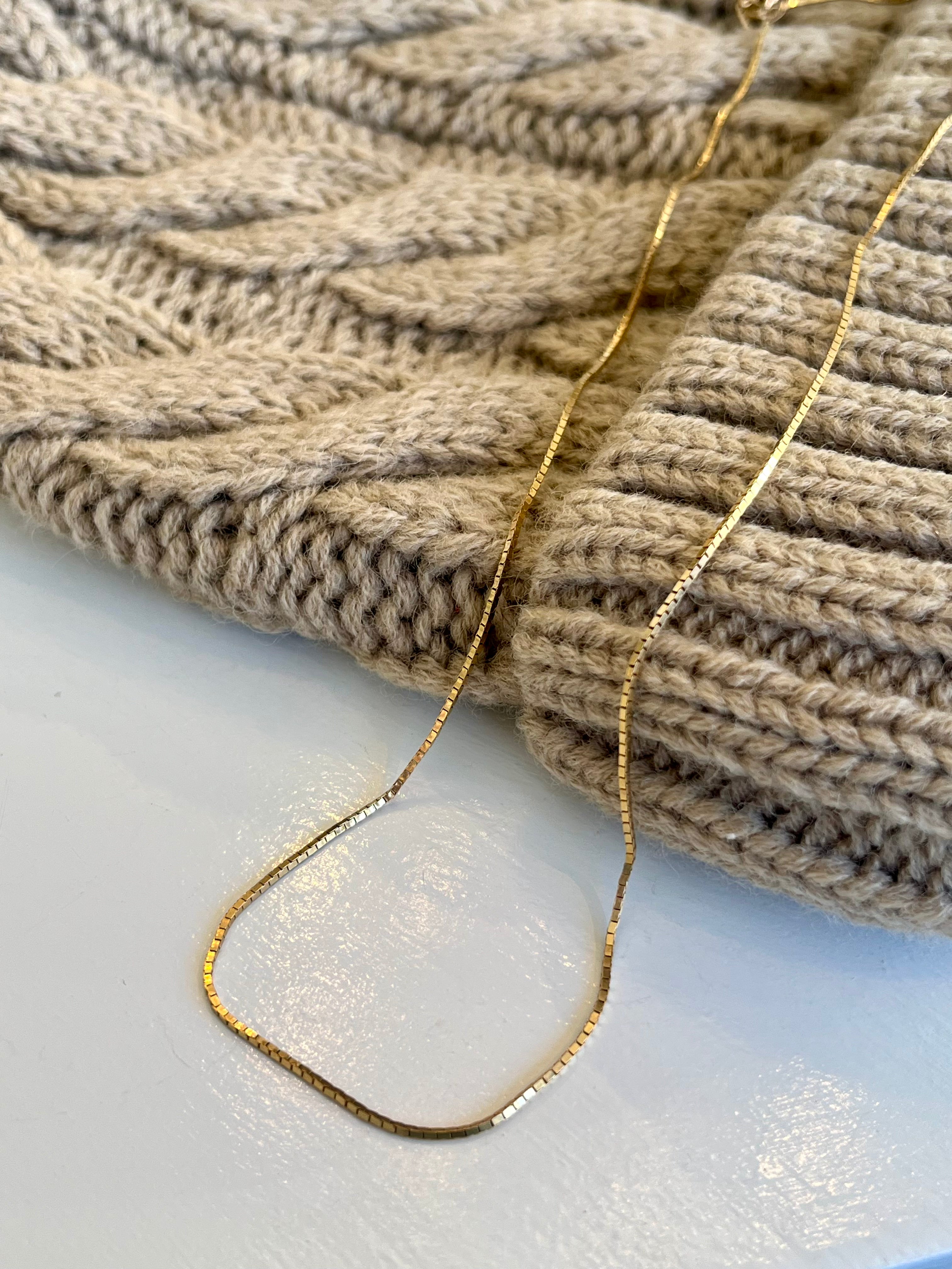 1mm Box Chain {14kt/Estate}