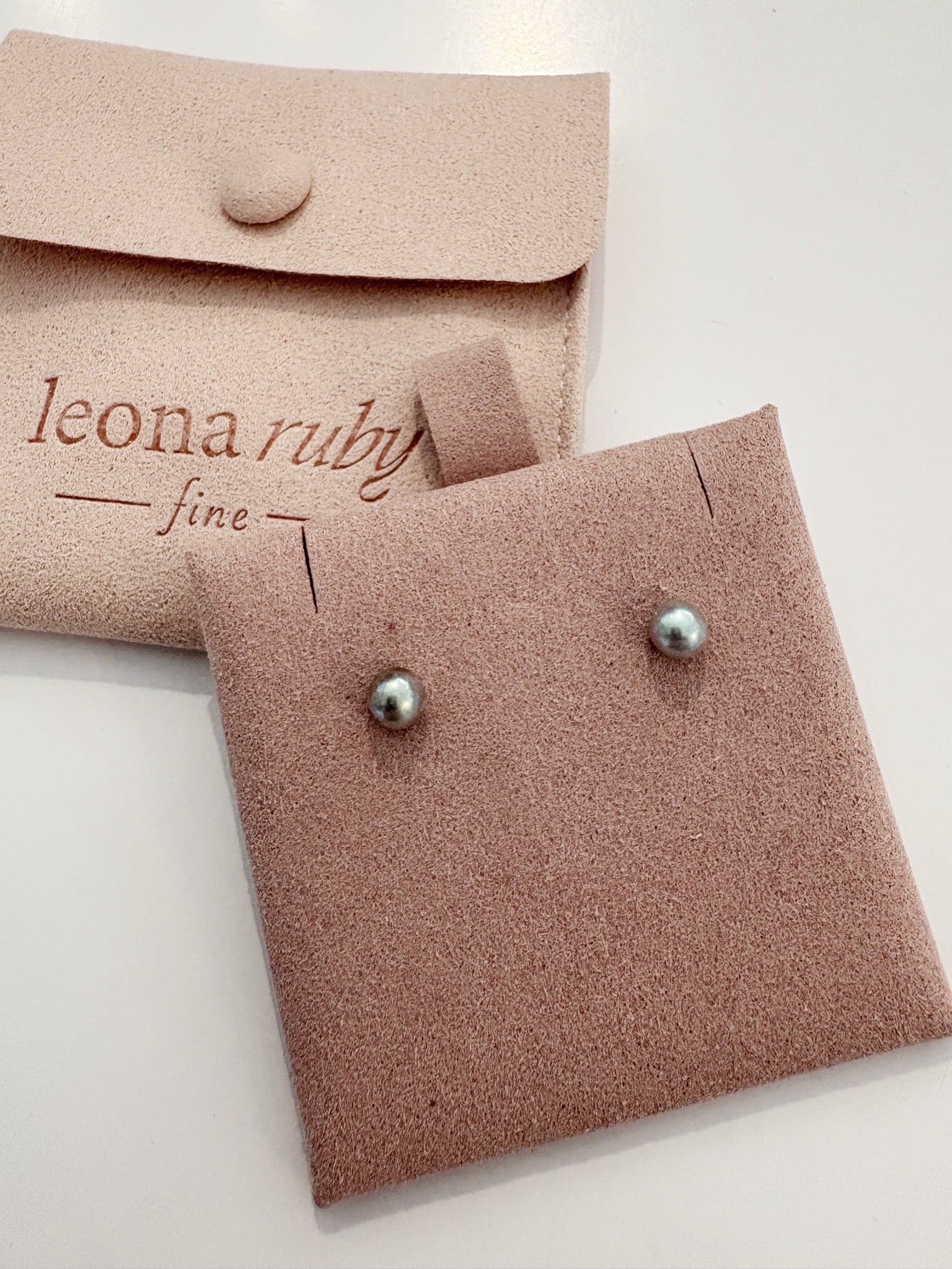 Gray Pearl Post Earrings {14kt/Estate}