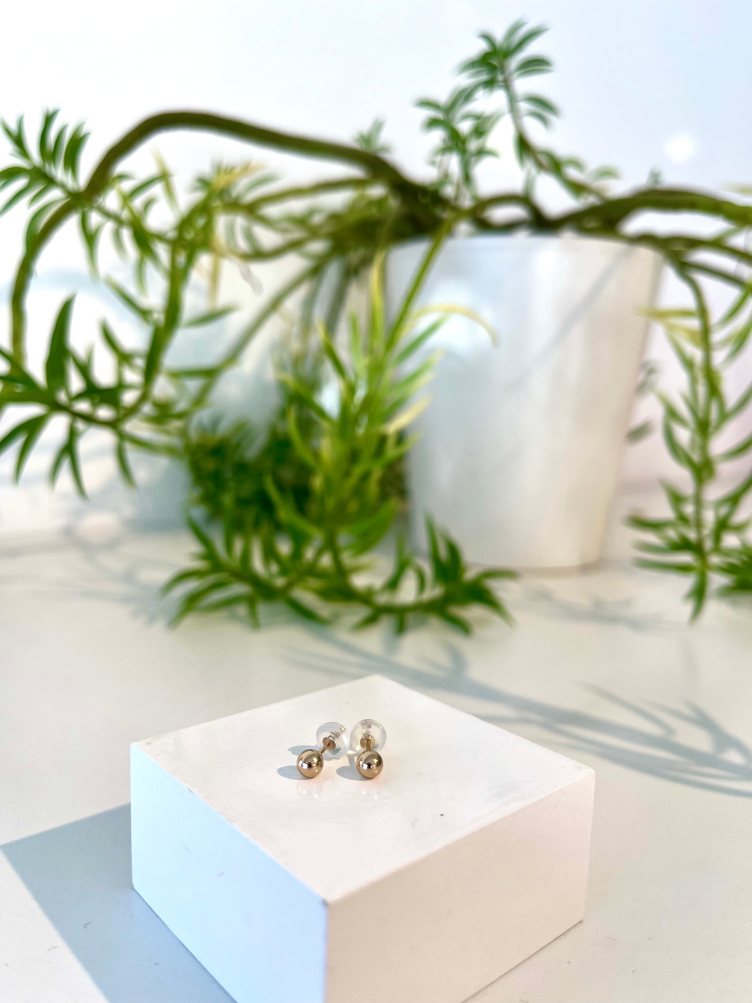 4mm Ball Post Earrings {14kt}