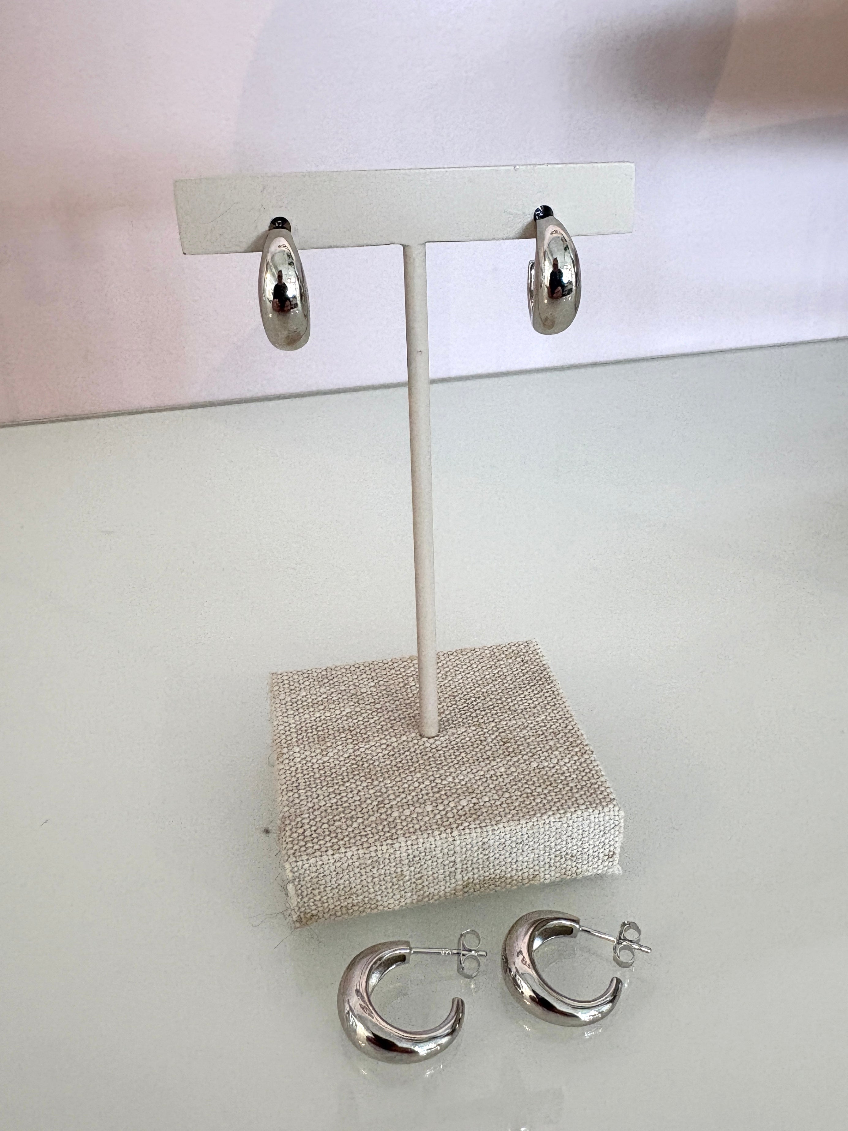 Chunky Post-Back Hoops {Silver}