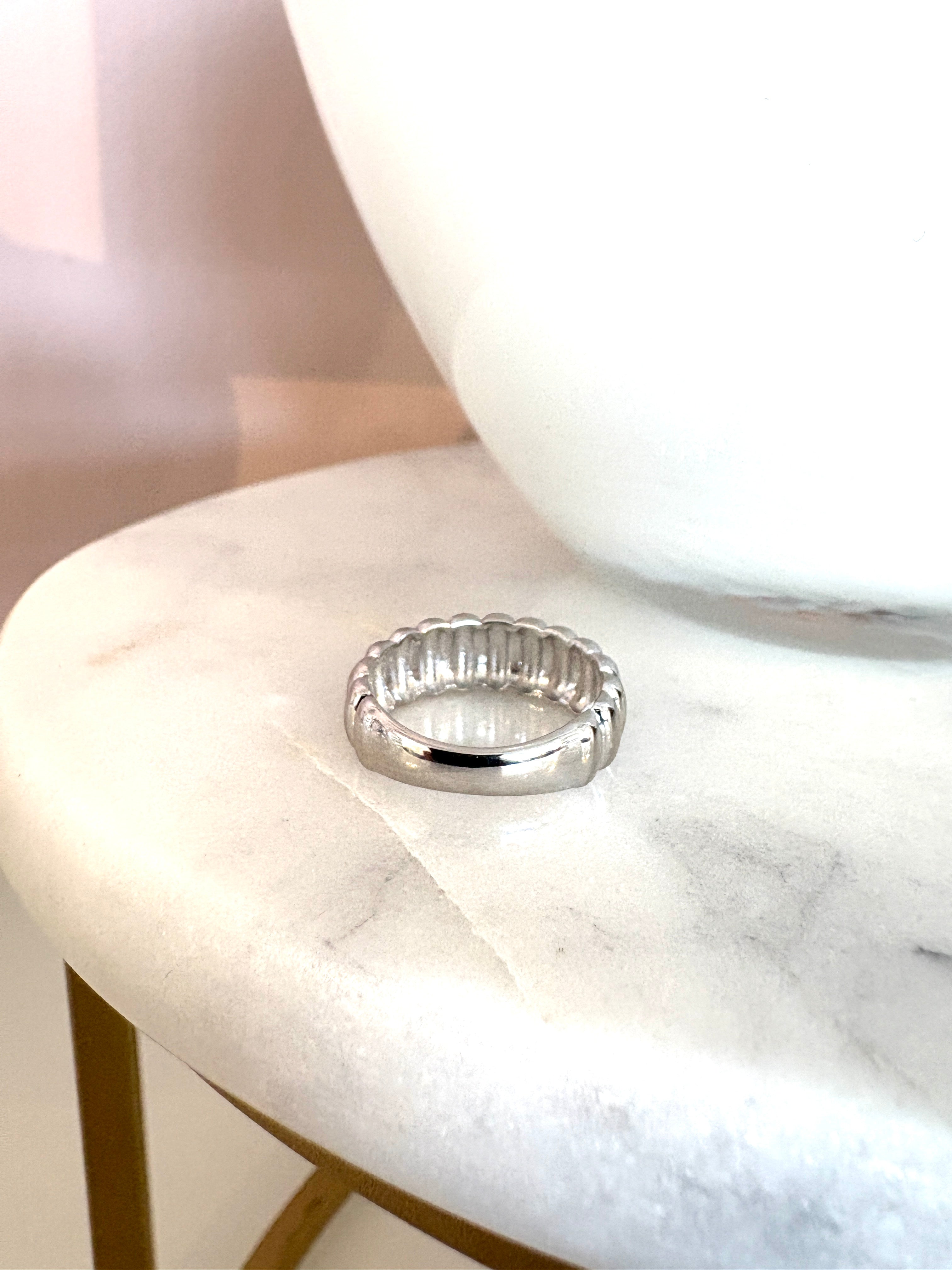 Fluted Statement Ring {Silver}
