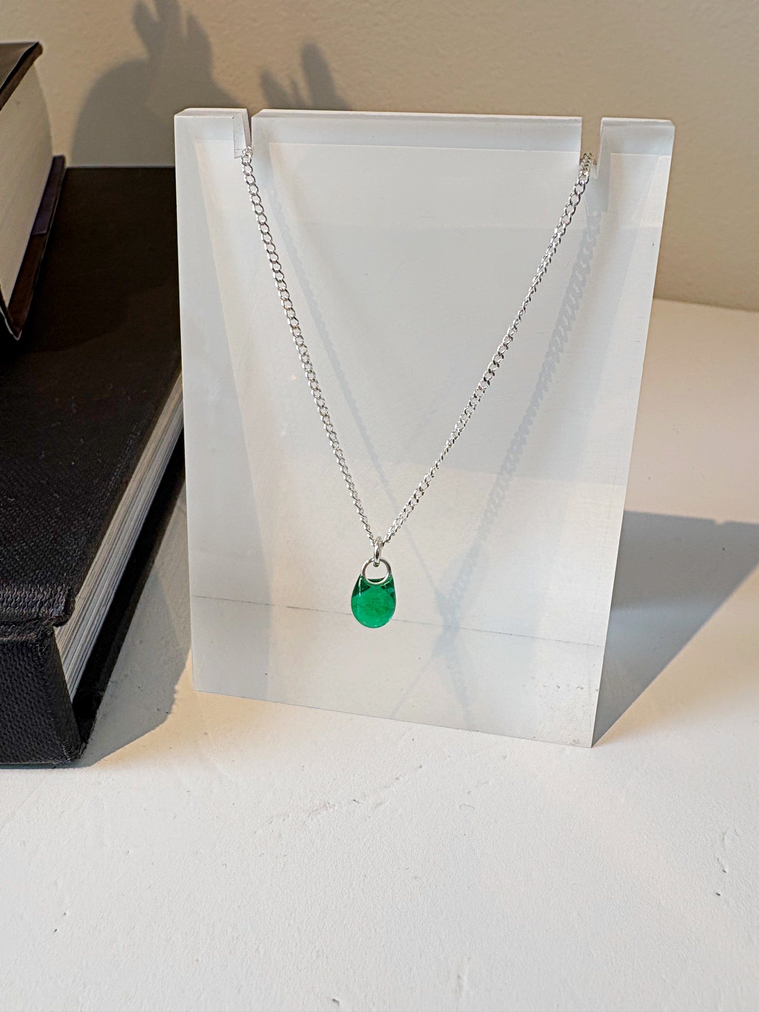 Droplet Small Necklace {Silver/Emerald}