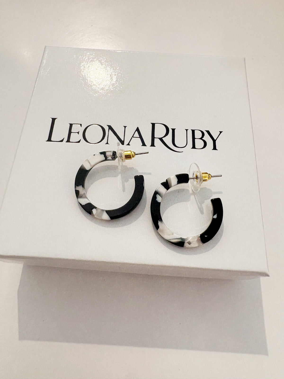 1" Acrylic Post Hoop Earring