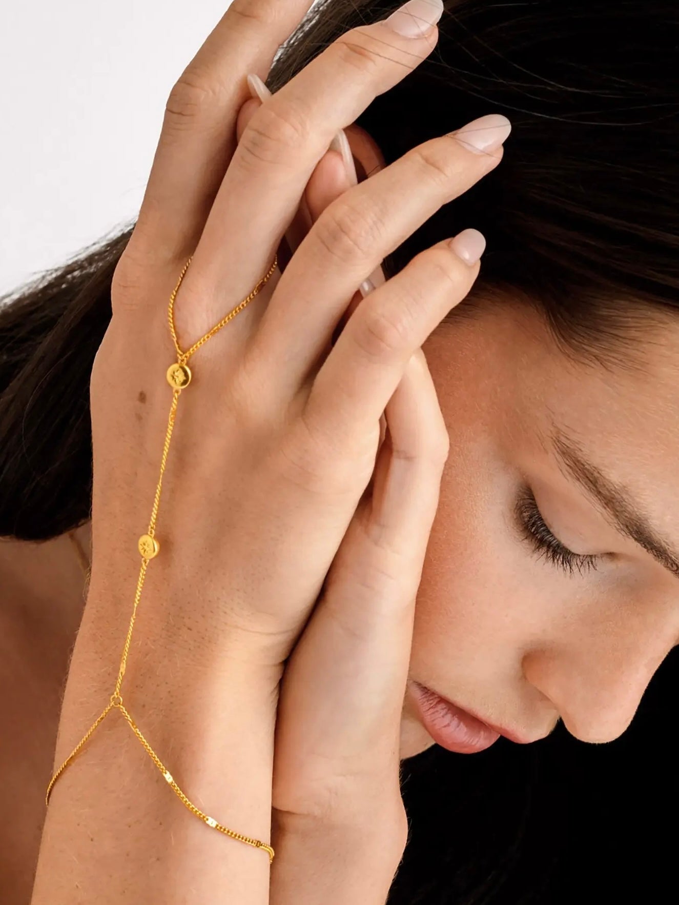Aphira Hand Chain {Gold}