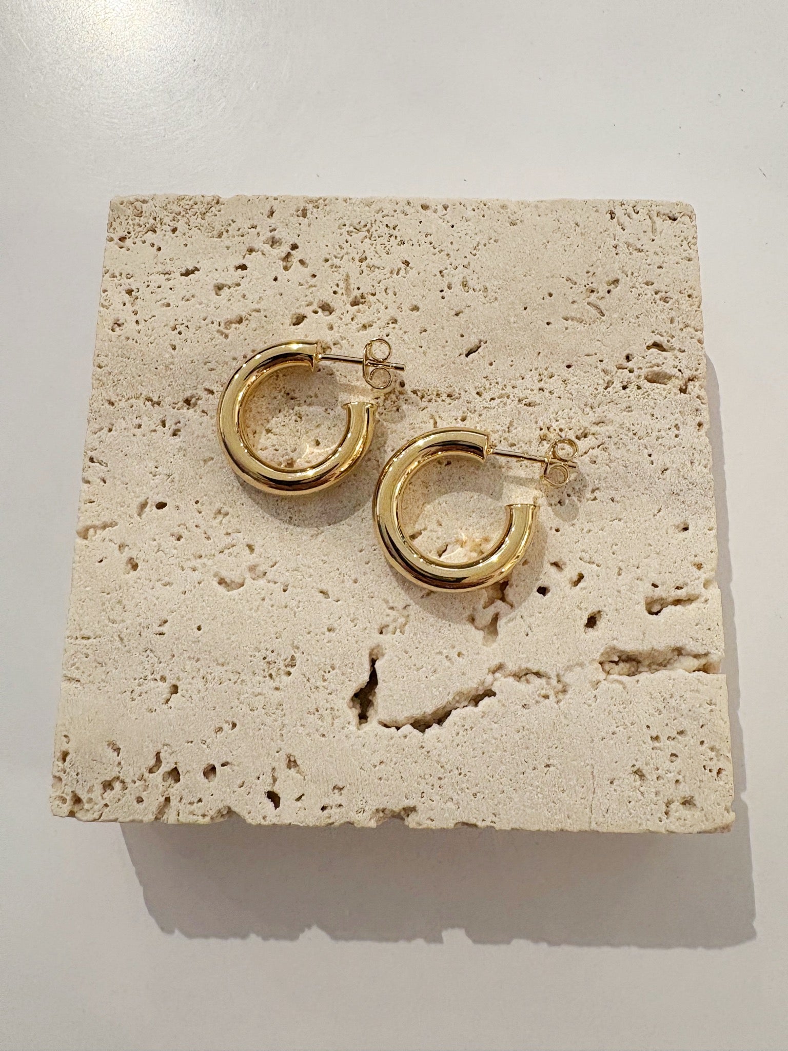 20mm Chunky Tube Hoops {Gold}