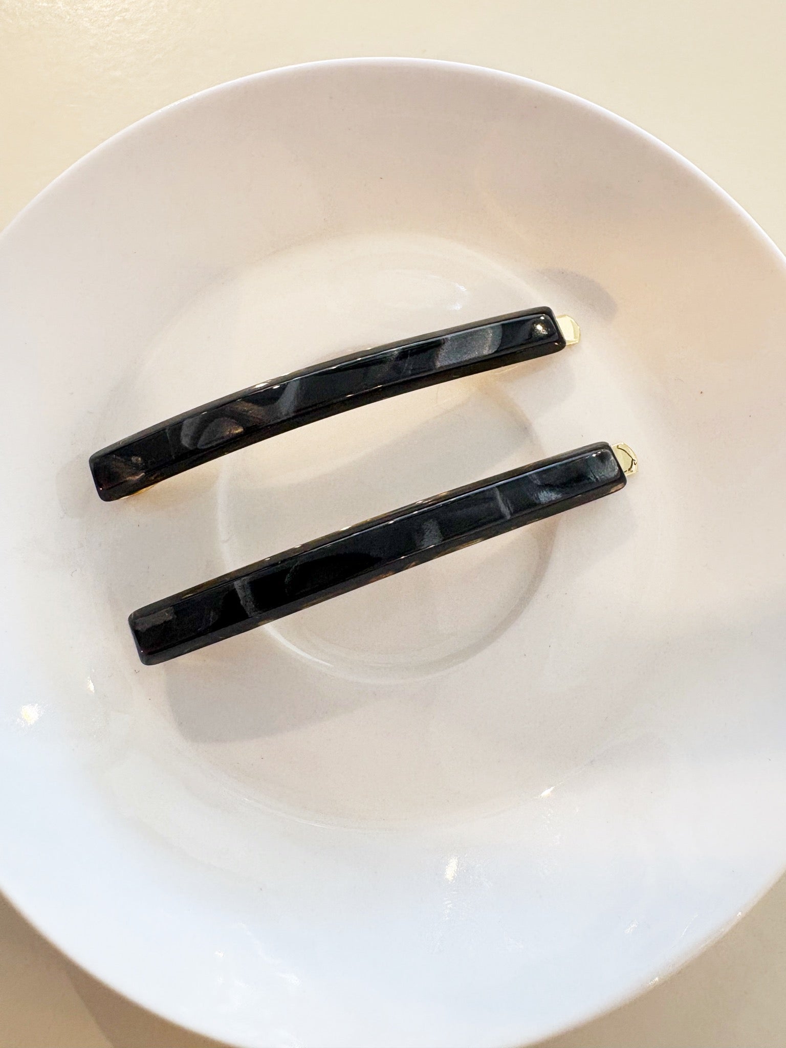 Classic Bobby Pin Pair {Gold/Black Pearl}