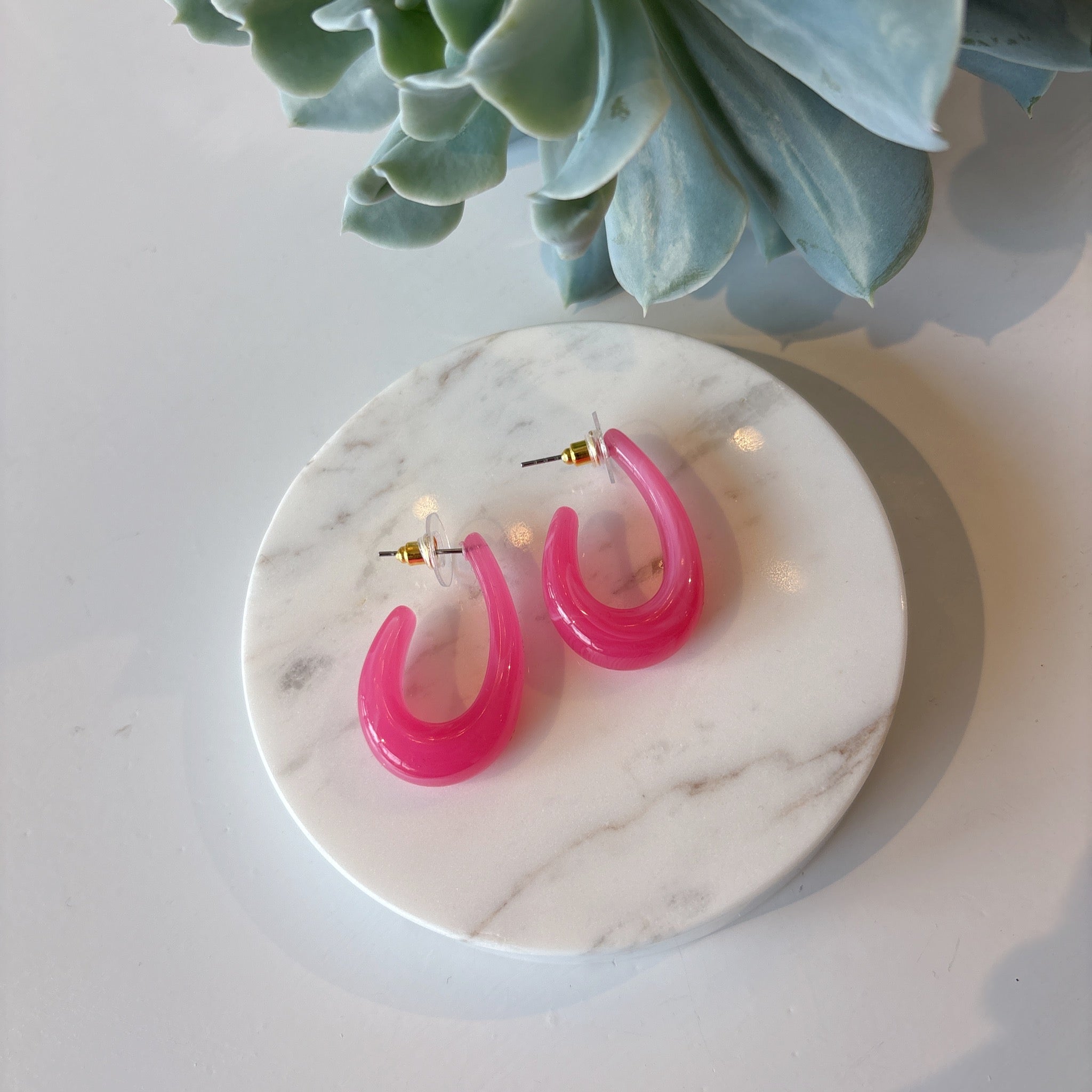 Acrylic Elongated Hoops {Berry Pink}