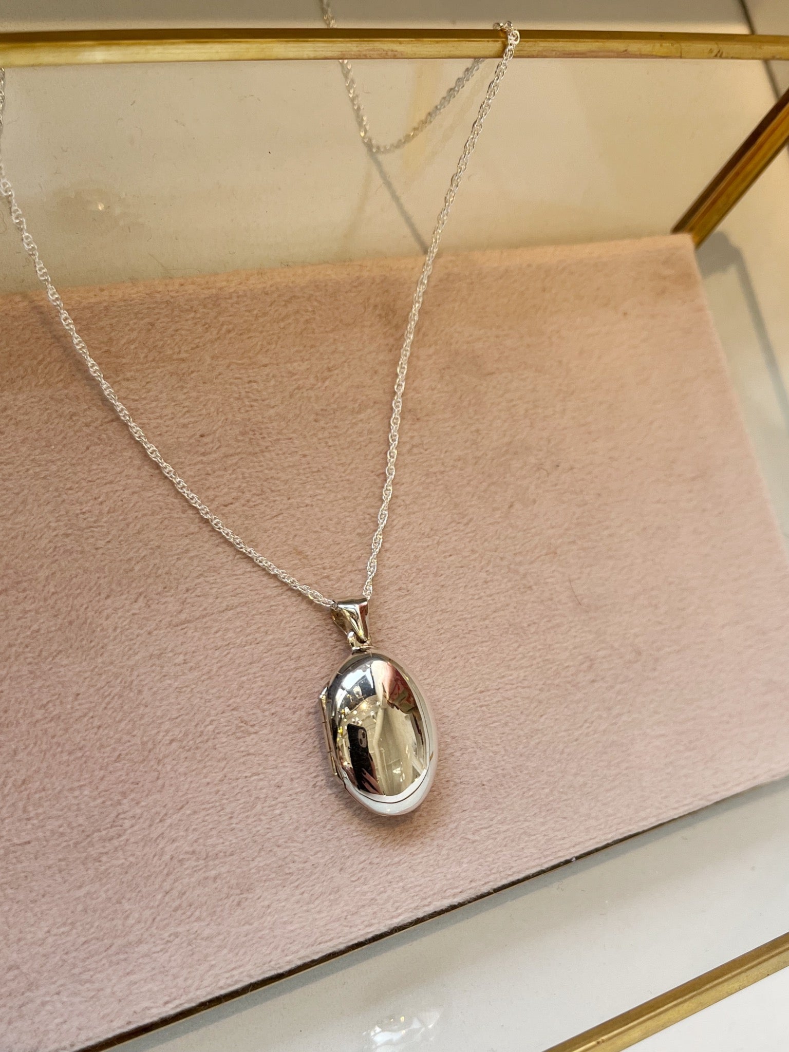 Oval Puffed Locket {Silver}