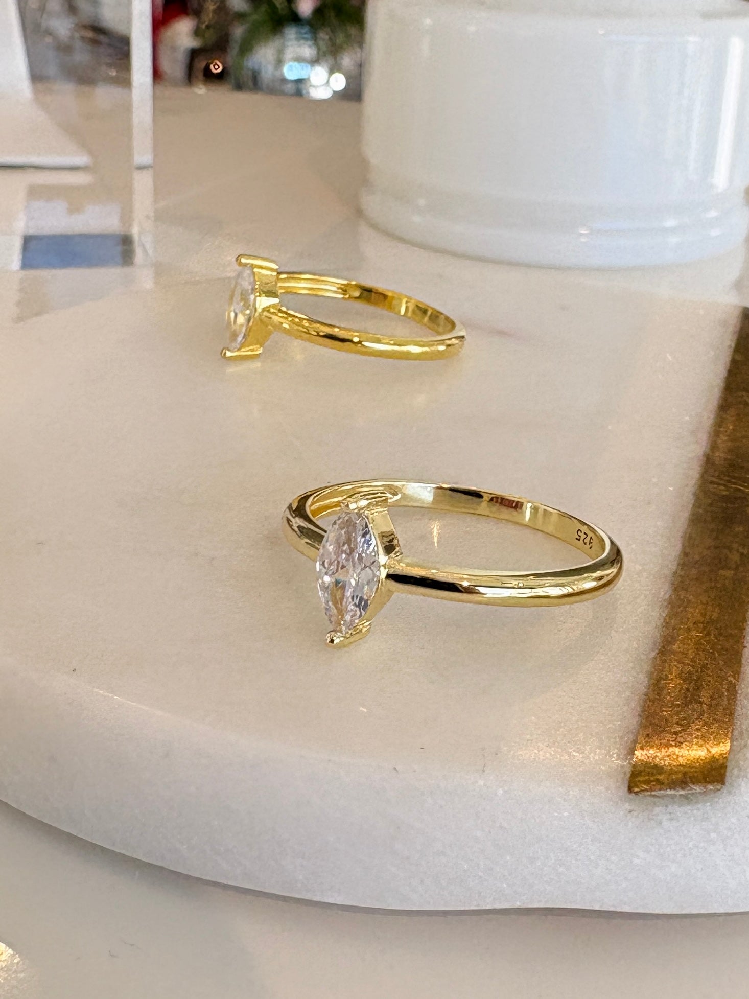 Marquise Solitaire Ring {Gold}