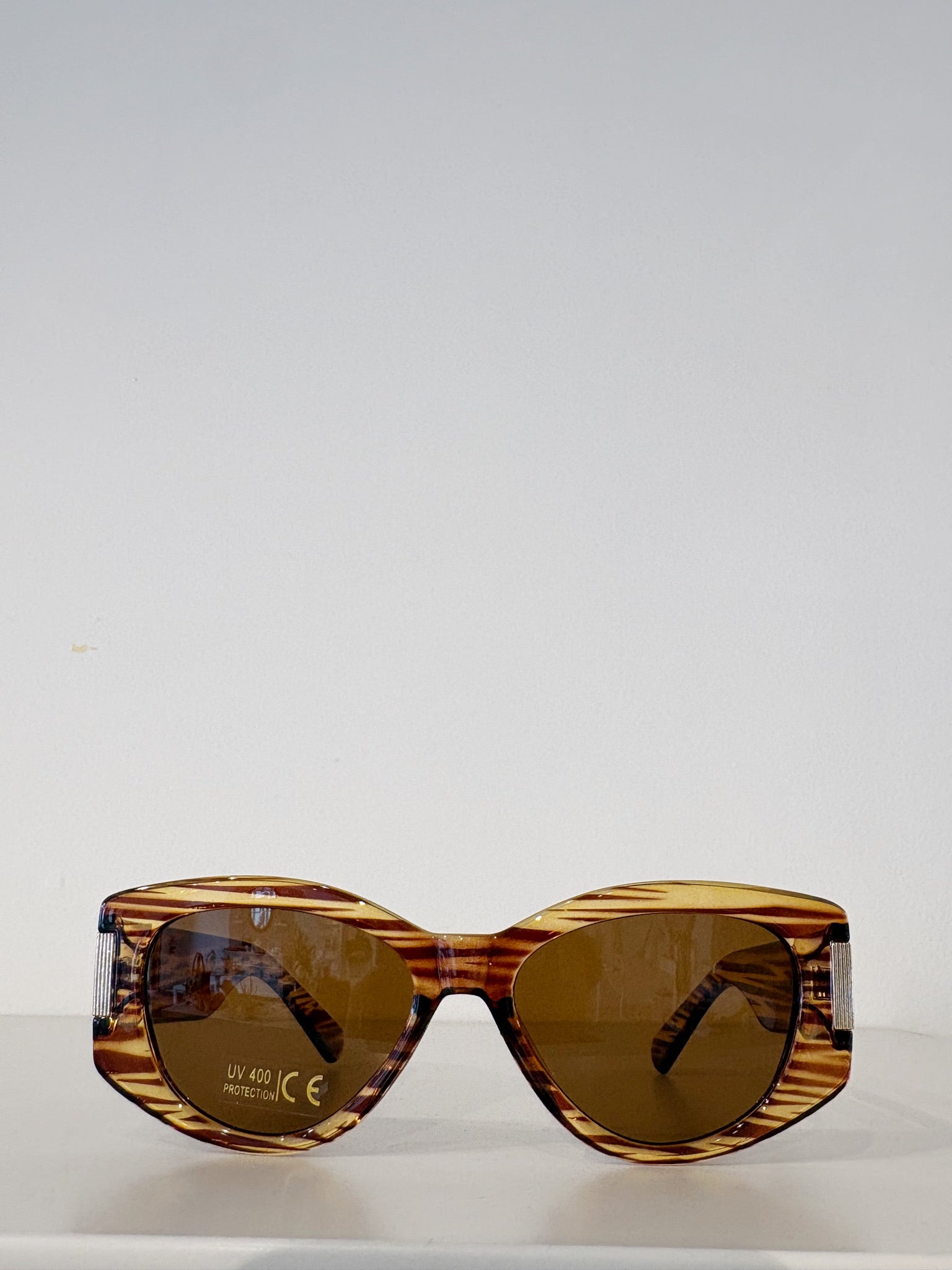 Rimini Sunglasses {Striped Brown Transparent}