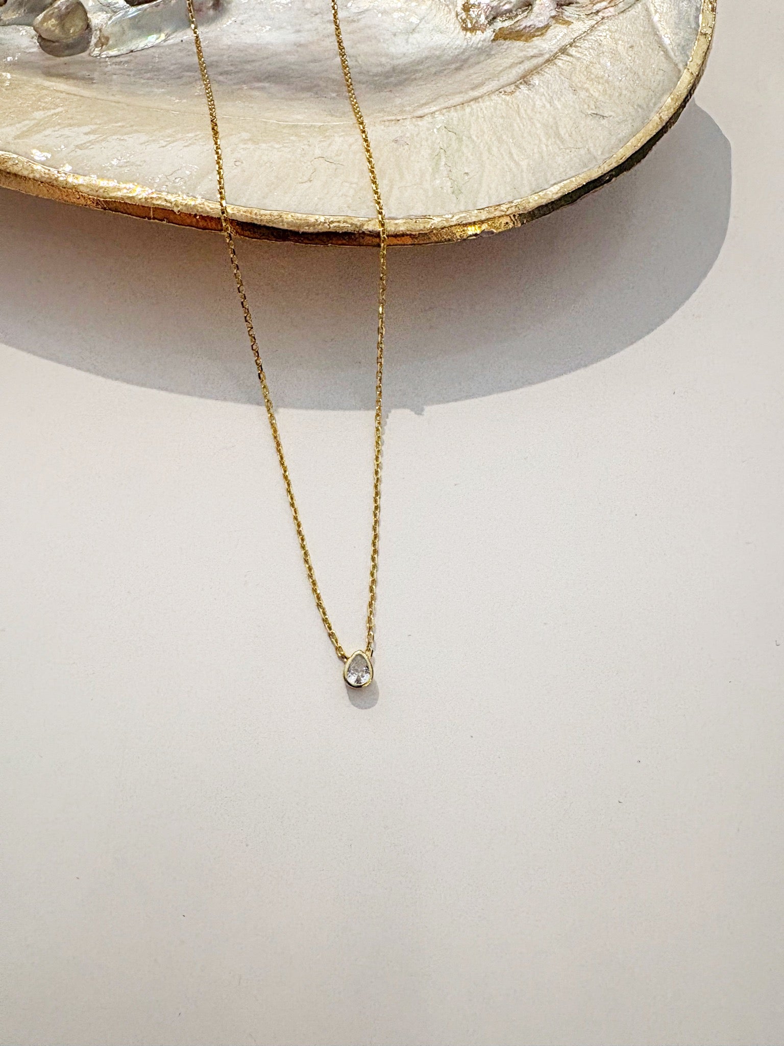 Tear Drop Pendant Necklace {Gold}