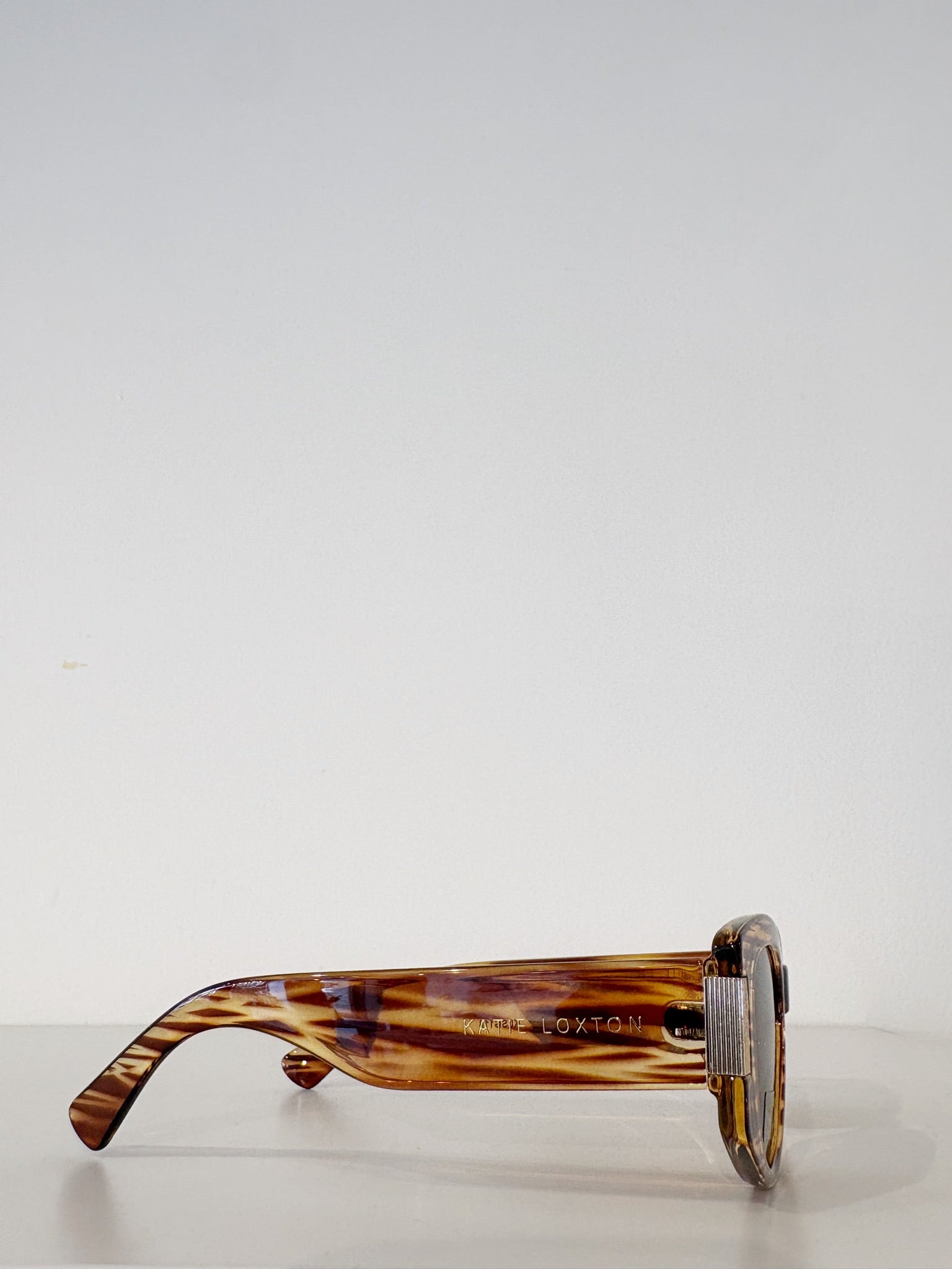 Rimini Sunglasses {Striped Brown Transparent}