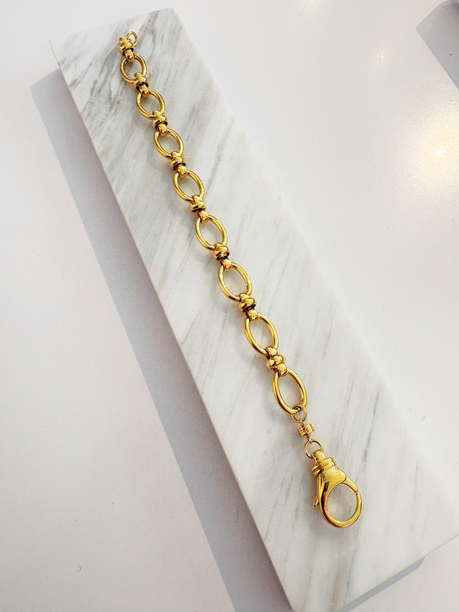 Empire Chain Bracelet {Gold}