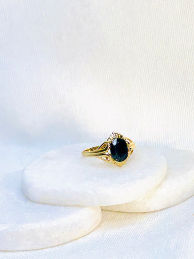 Sapphire Ring {18kt/Estate}