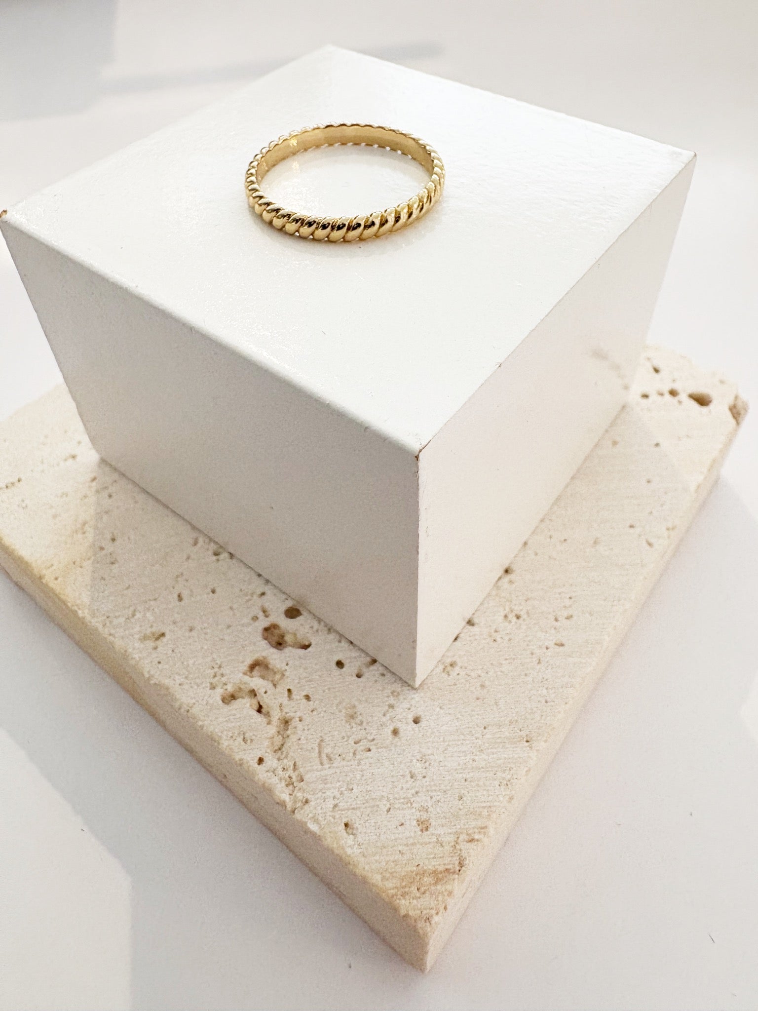Rope Stacking Ring {Gold}