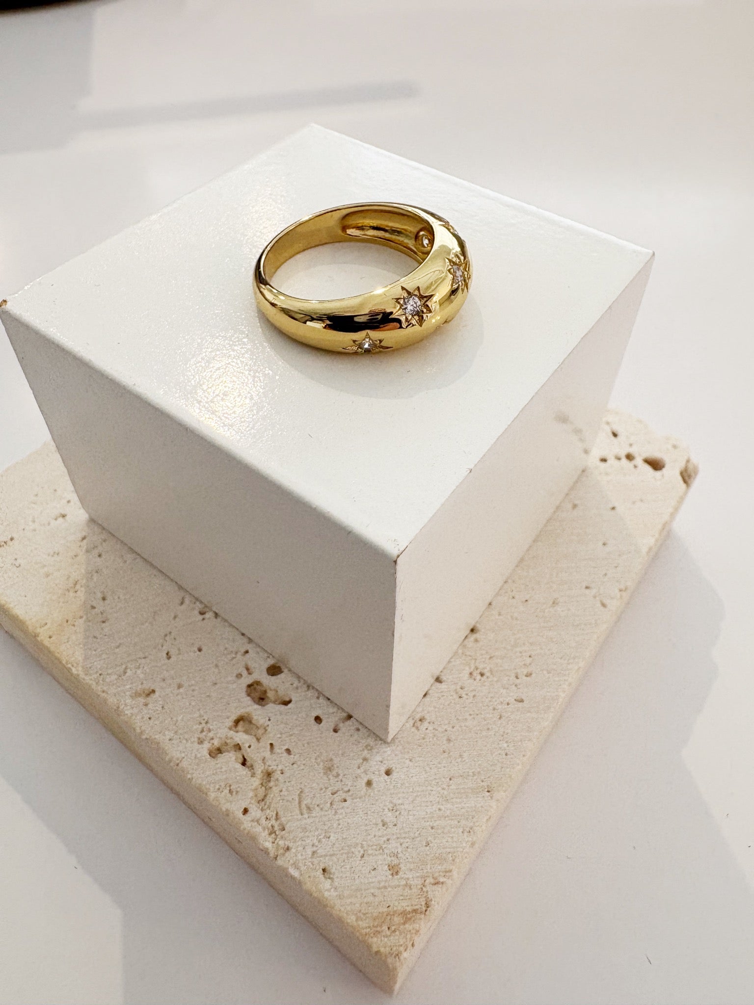 Starry Dome Ring {Gold}