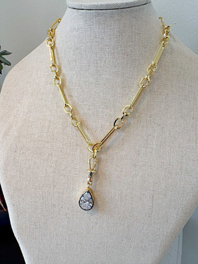 Elongated Paperclip & Lumi Pendant Necklace {Gold}