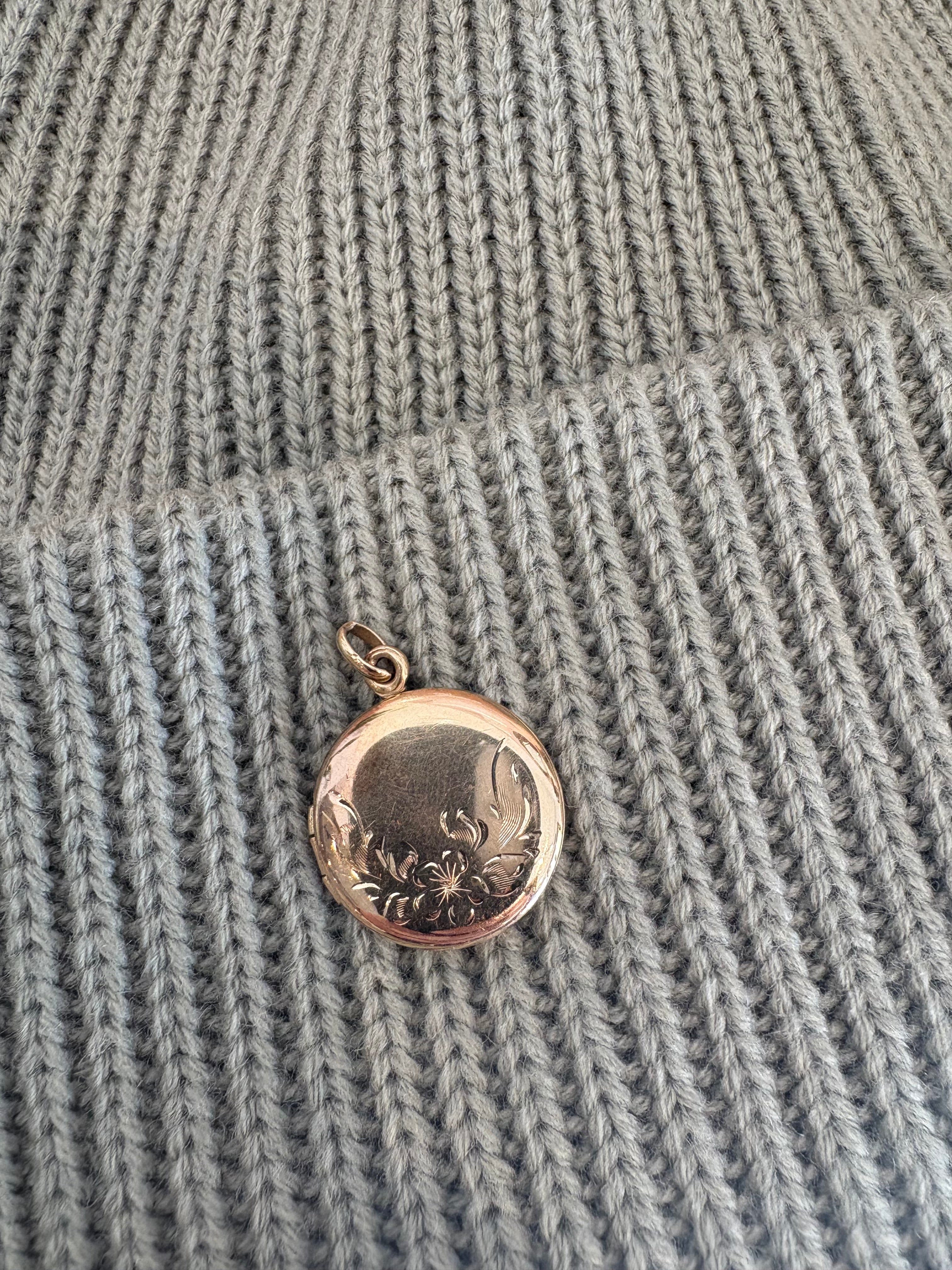 Floral Locket {Estate/14kt}