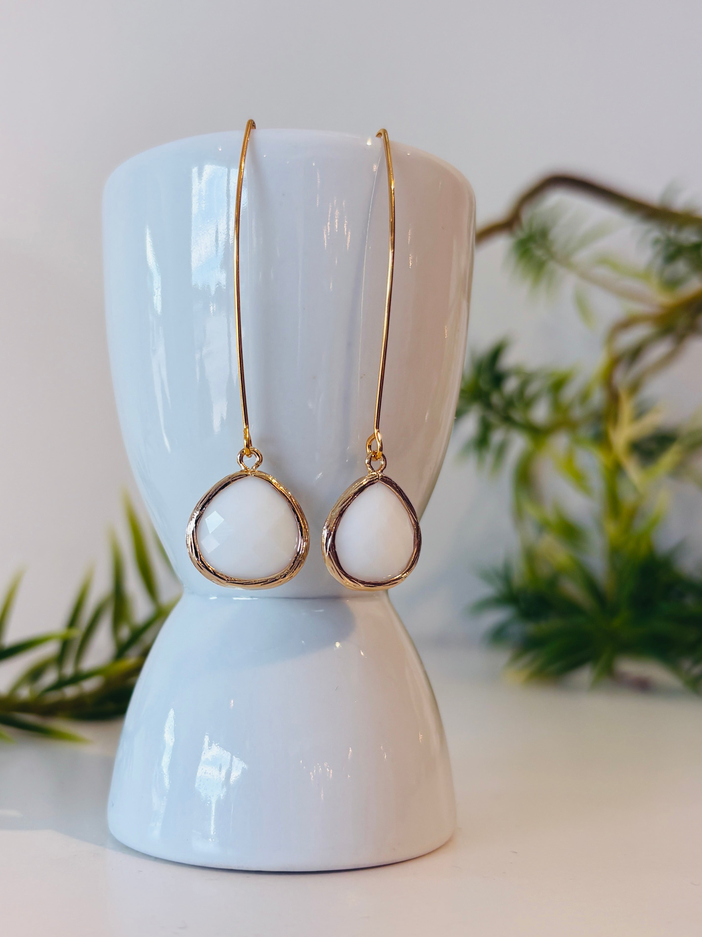 Teardrop Hook Earrings {White/Gold}