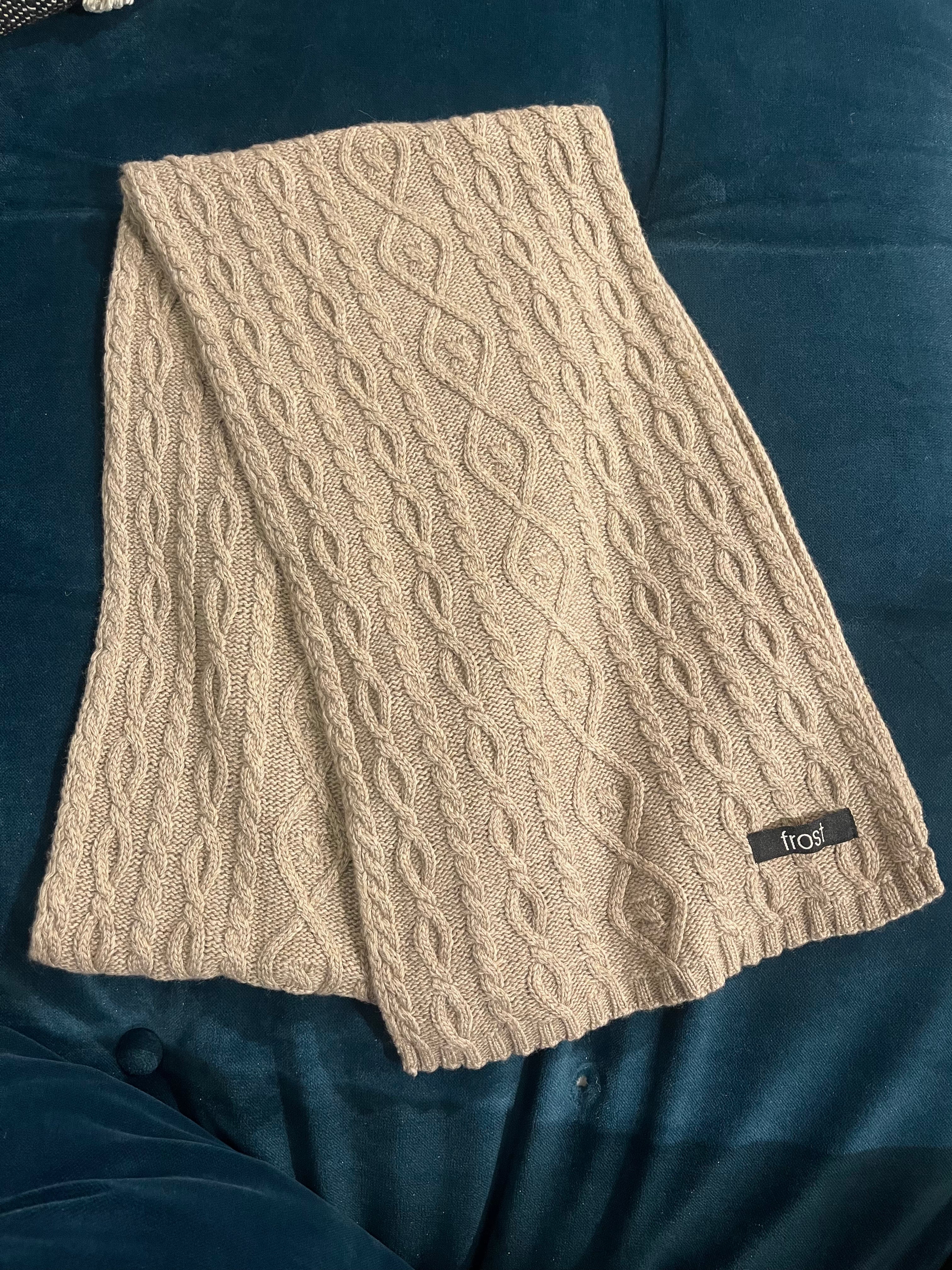 Cashmere Cable Knit Scarf {Sand}