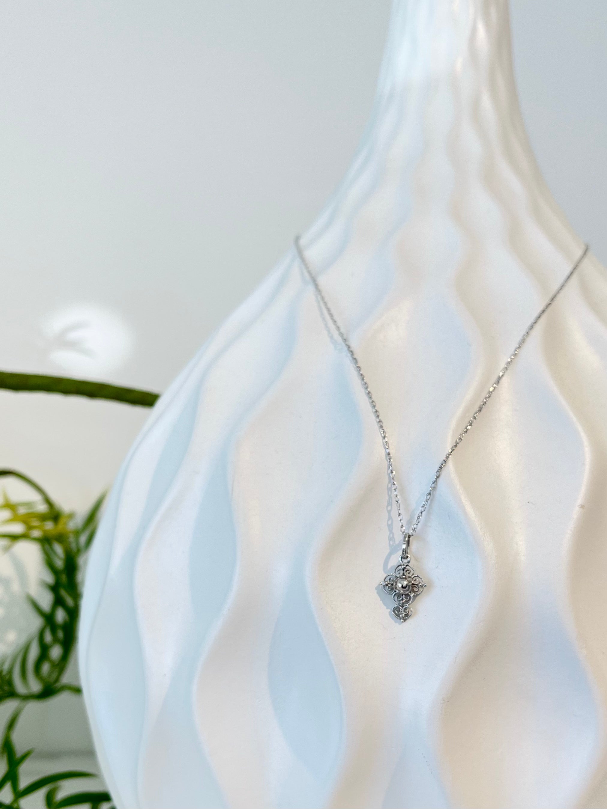 Ornate Cross Pendant Necklace {14kt/18kt/Estate}