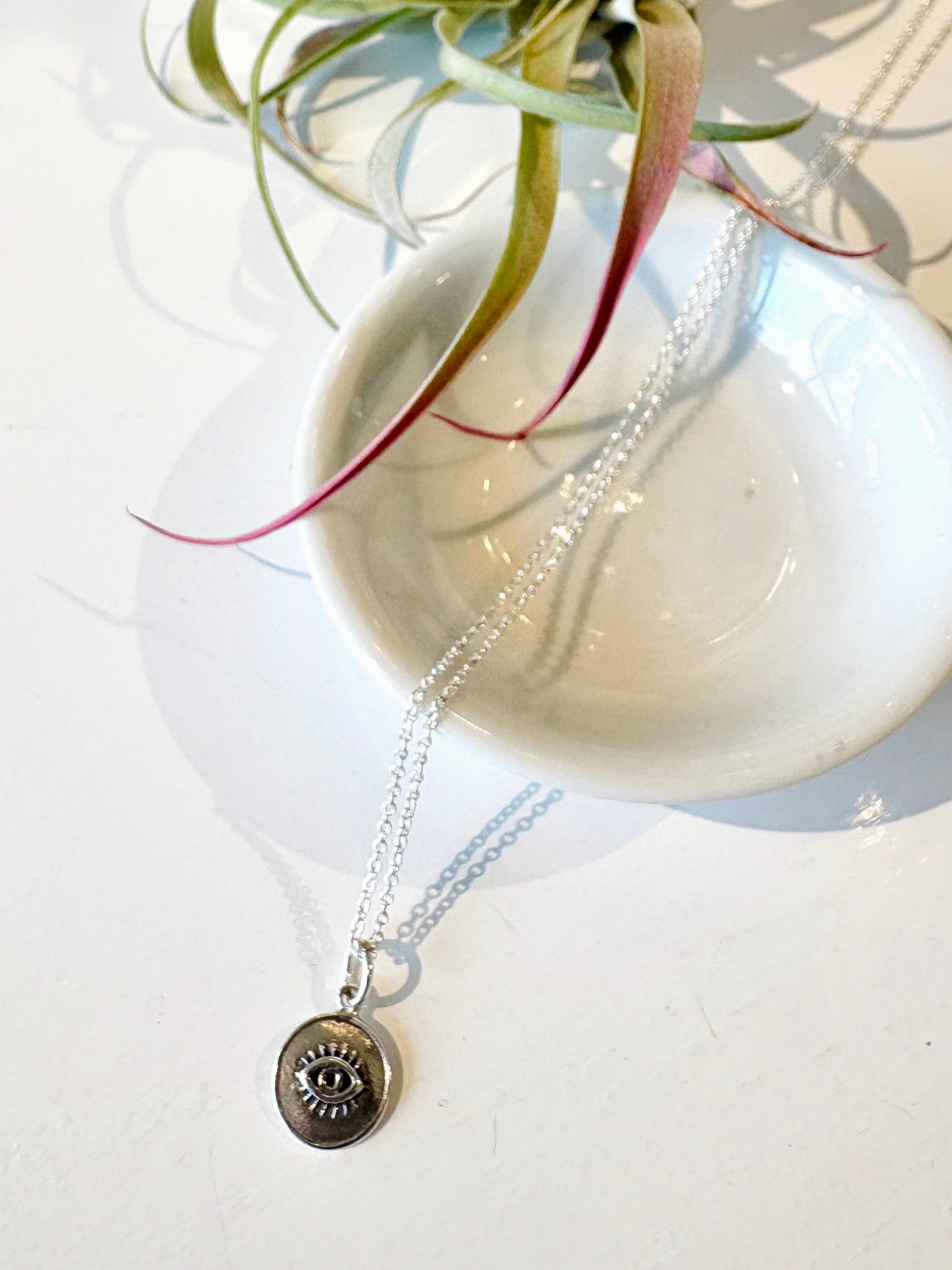 Snake Oval Pendant Necklace {Silver}