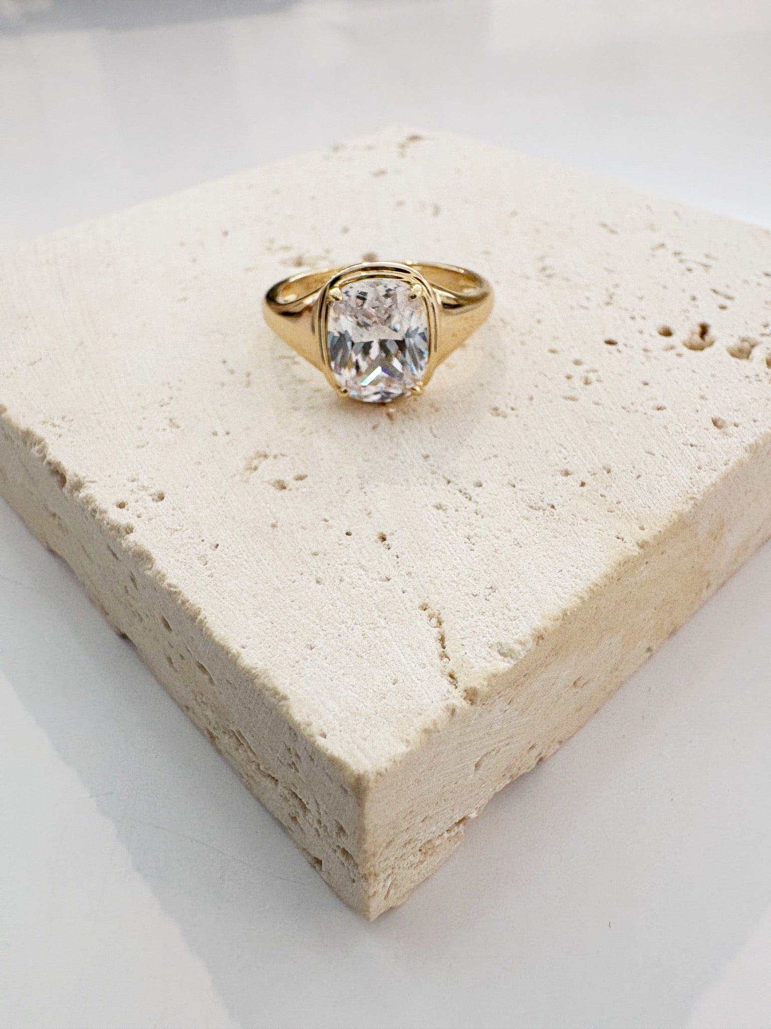 Cushion Bezel Ring {Gold/Clear}