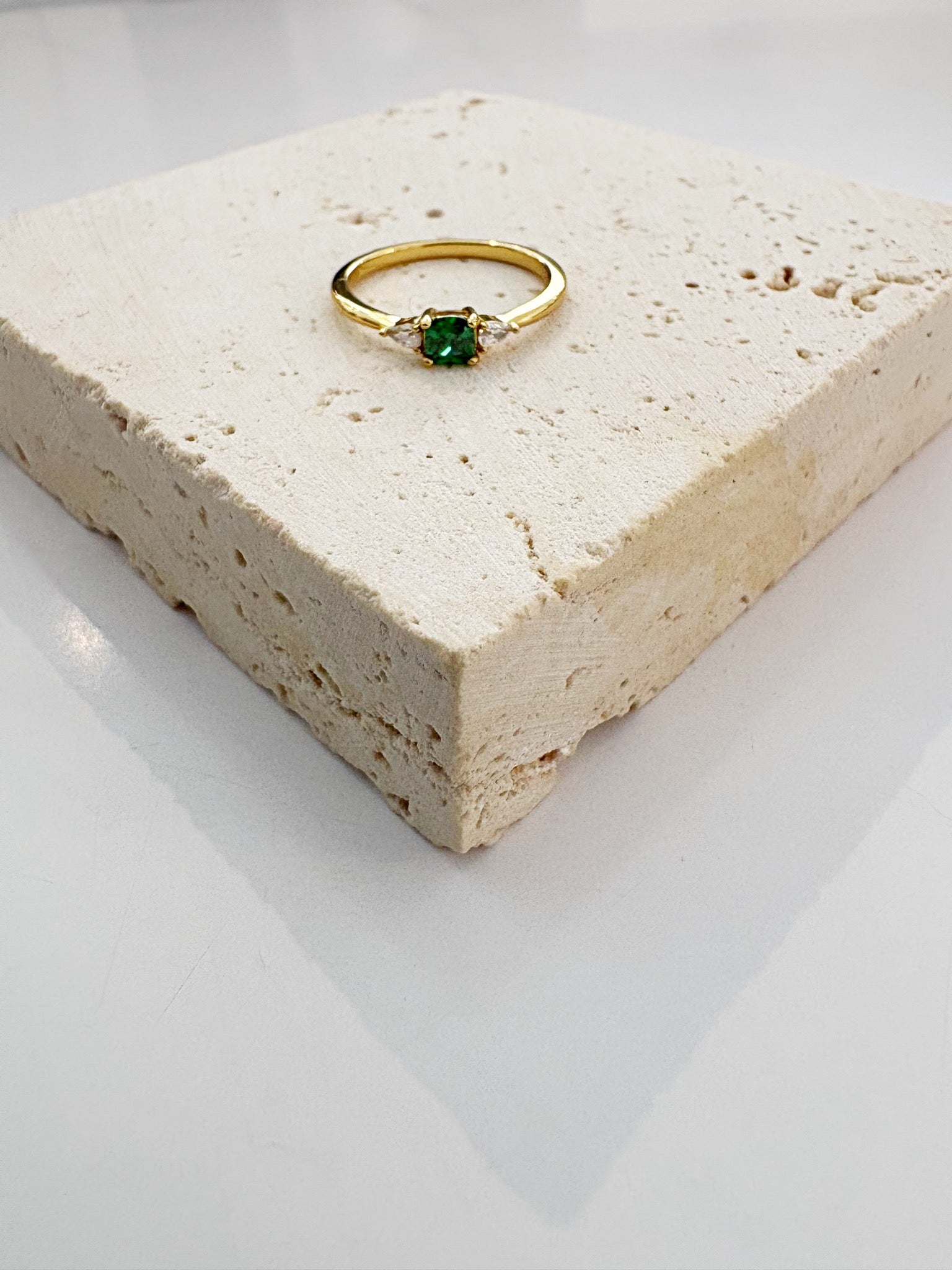 Cushion Cut Ring {Gold/Green}