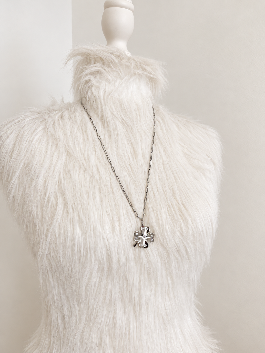 Lucky Clover Paperclip Chain Necklace {Silver}