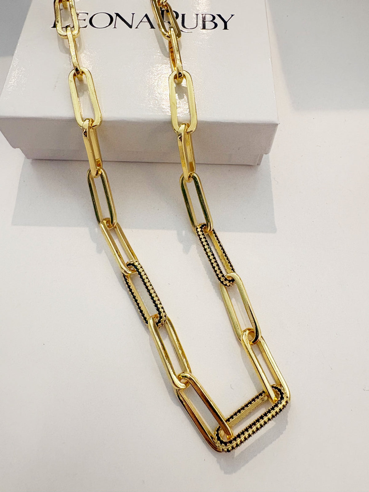 3 Links Emil Necklace {Gold/Jet}