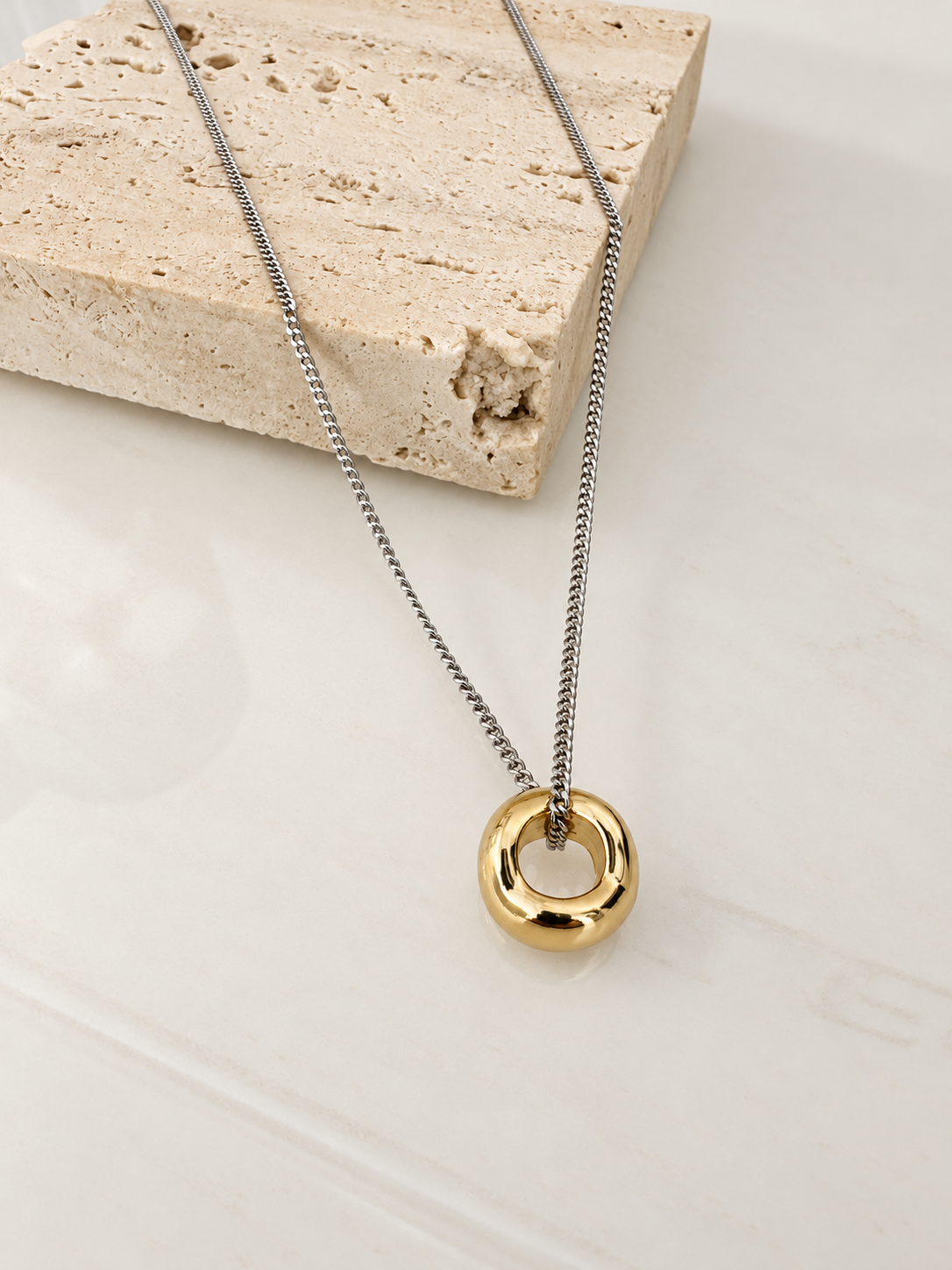 Two Tone Curved Chunky Ring Pendant Necklace {Silver/Gold}