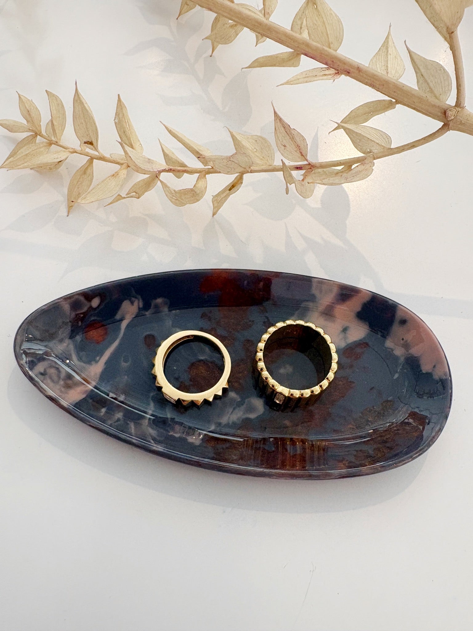 Oval Ring Dish {Smoked}