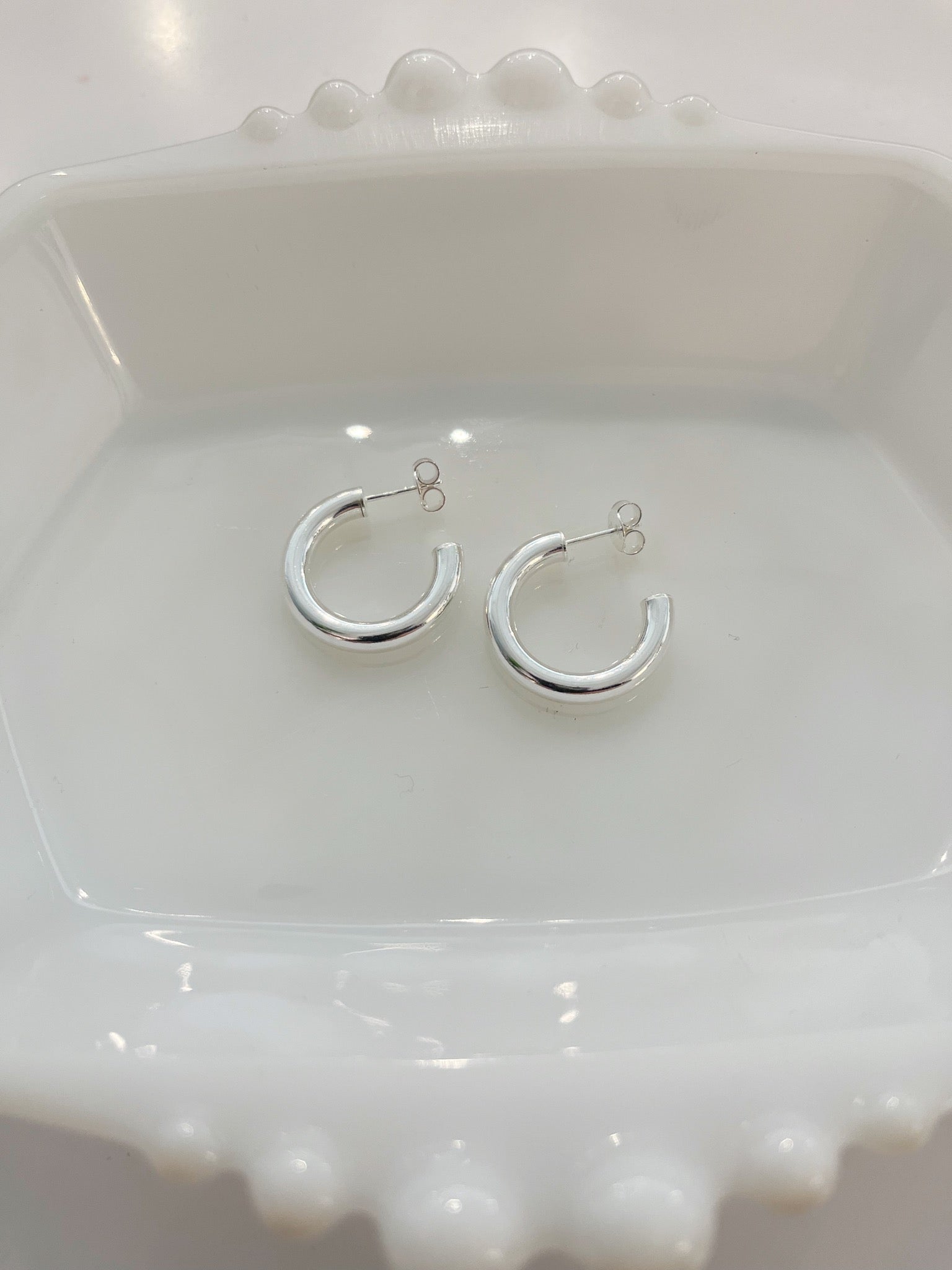 Puffed Hoop Earrings {Silver}