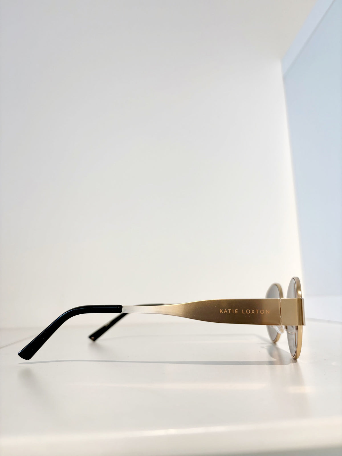 Siena Sunglasses {Matte Gold/Black}