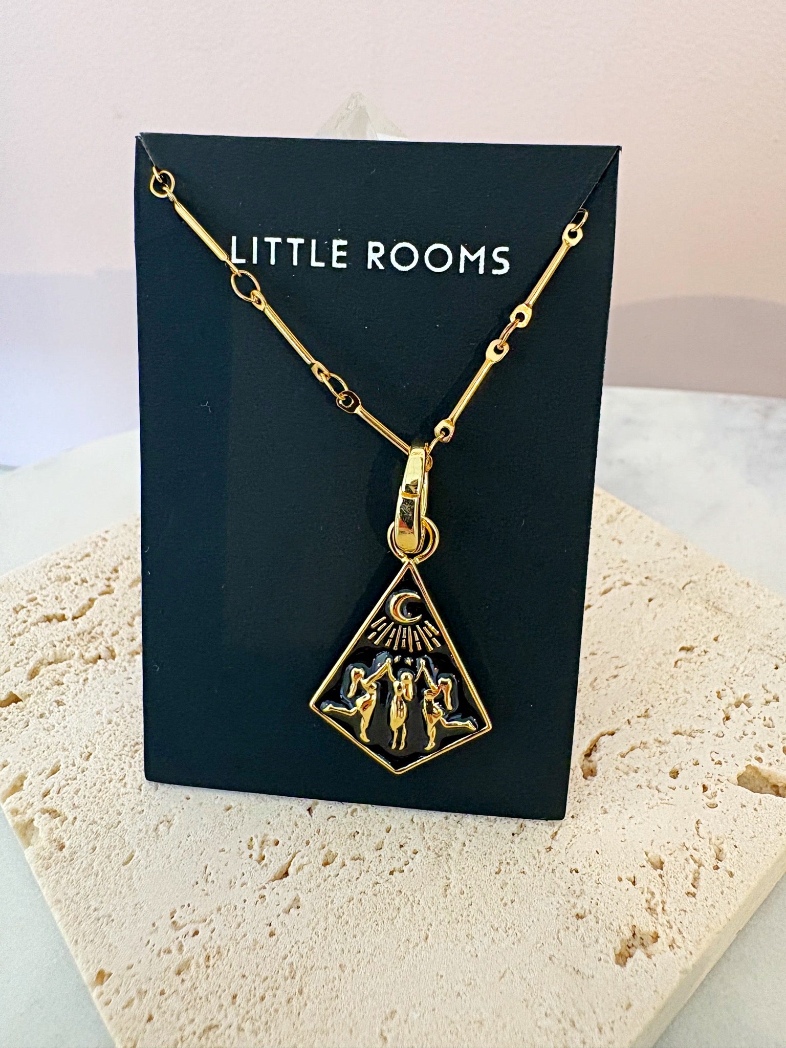 Coven Charm Iris Chain Necklace {Gold}