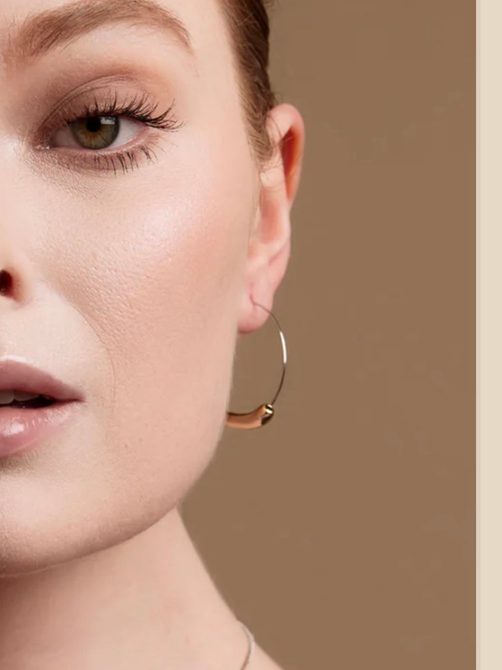 Slim Bar Hoop Earring {Gold}