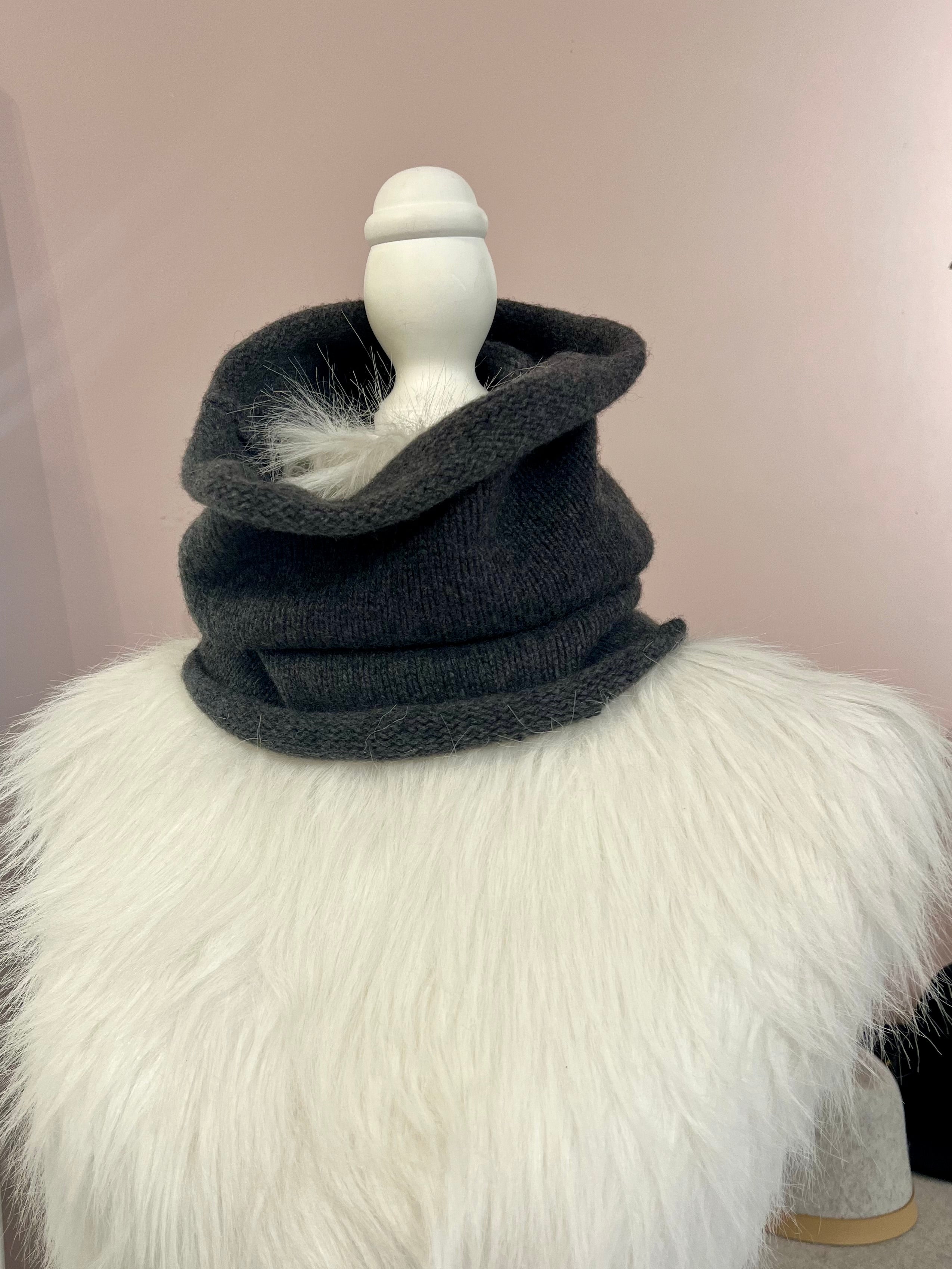Cashmere Neck Warmer {Charcoal}