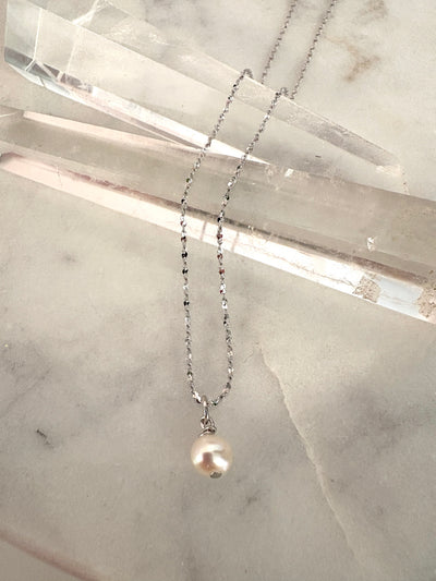 Pearl Sparkle Chain Necklace {Silver}